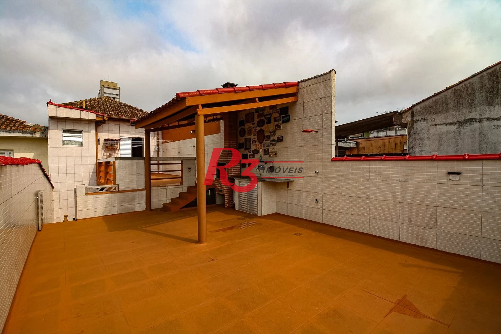 Sobrado com 3 dormitórios à venda, 183 m² por R$ 1.100.000,00 - Vila Belmiro - Santos/SP