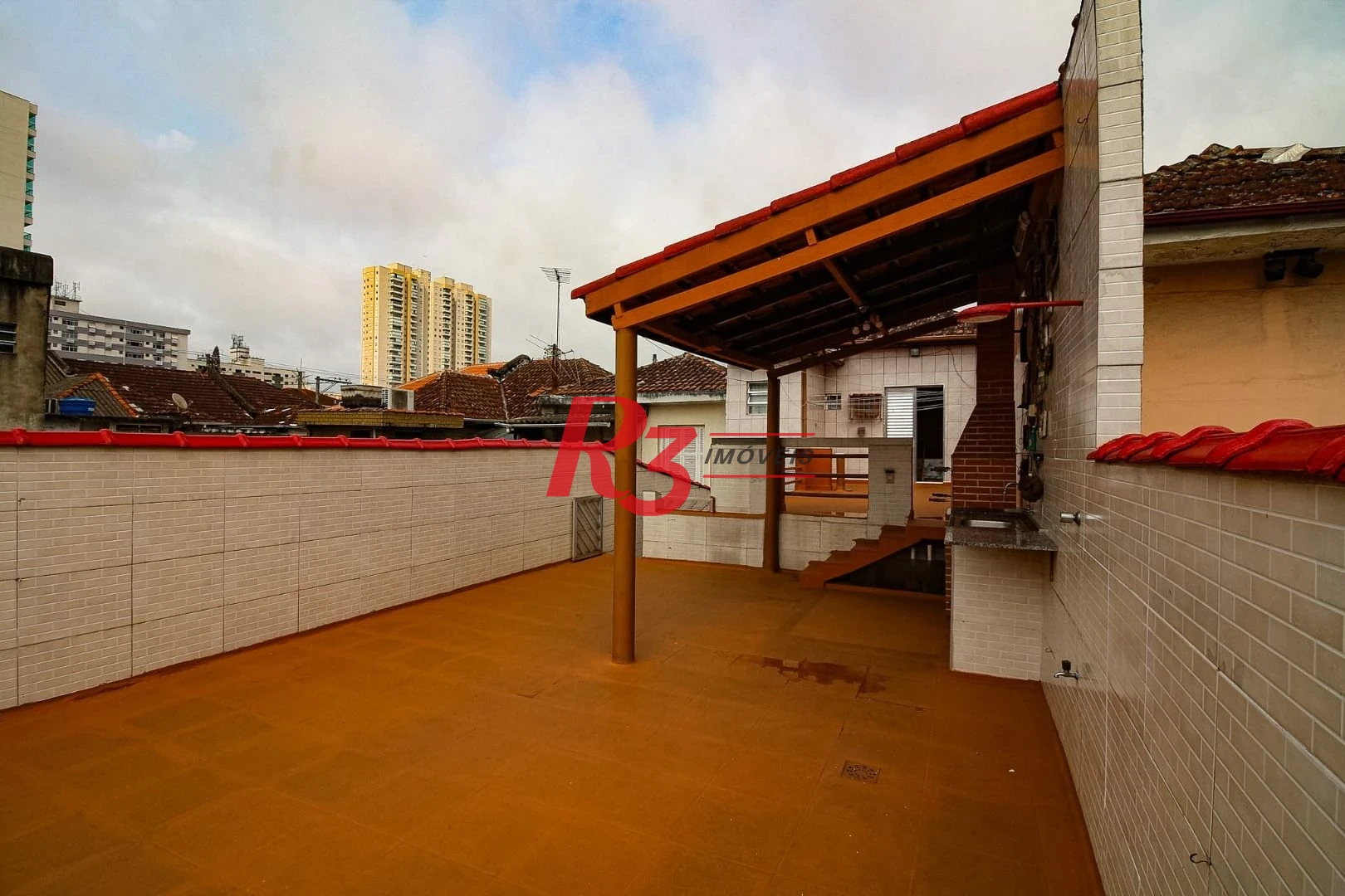 Sobrado com 3 dormitórios à venda, 183 m² por R$ 1.100.000,00 - Vila Belmiro - Santos/SP