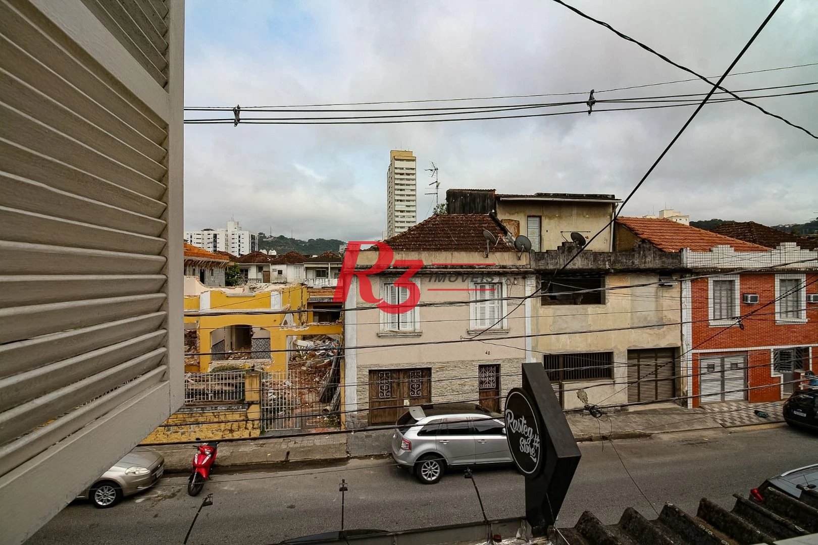 Sobrado com 3 dormitórios à venda, 183 m² por R$ 1.100.000,00 - Vila Belmiro - Santos/SP