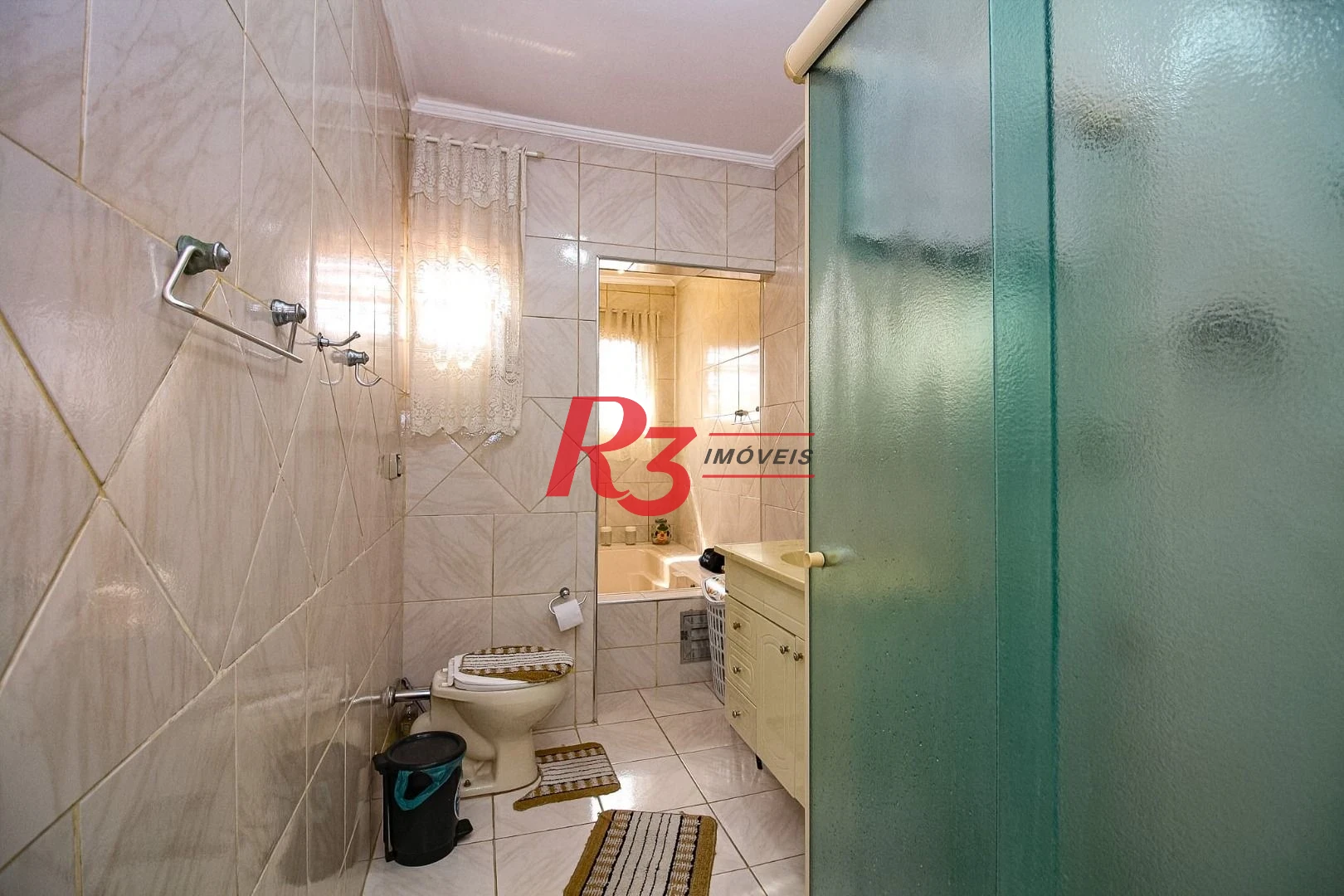 Sobrado com 3 dormitórios à venda, 183 m² por R$ 1.100.000,00 - Vila Belmiro - Santos/SP