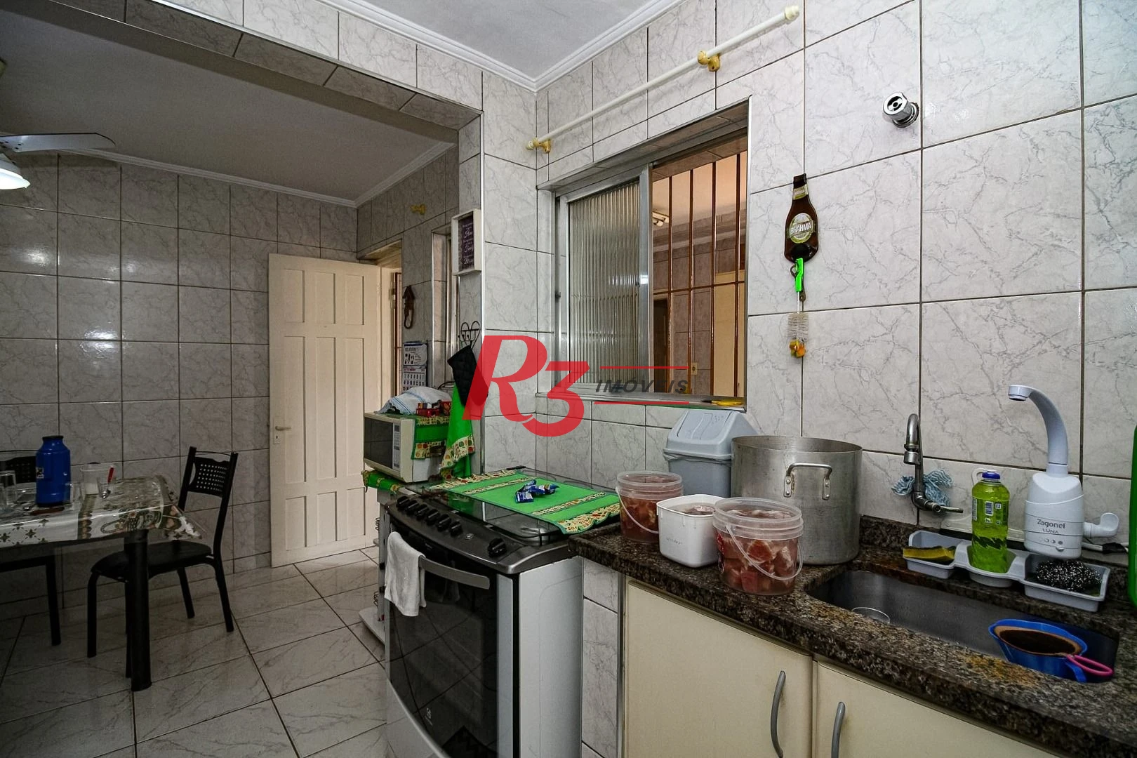 Sobrado com 3 dormitórios à venda, 183 m² por R$ 1.100.000,00 - Vila Belmiro - Santos/SP
