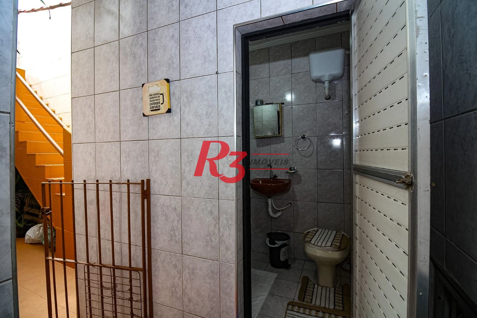 Sobrado com 3 dormitórios à venda, 183 m² por R$ 1.100.000,00 - Vila Belmiro - Santos/SP
