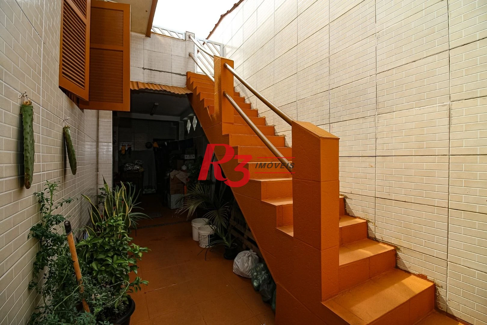 Sobrado com 3 dormitórios à venda, 183 m² por R$ 1.100.000,00 - Vila Belmiro - Santos/SP