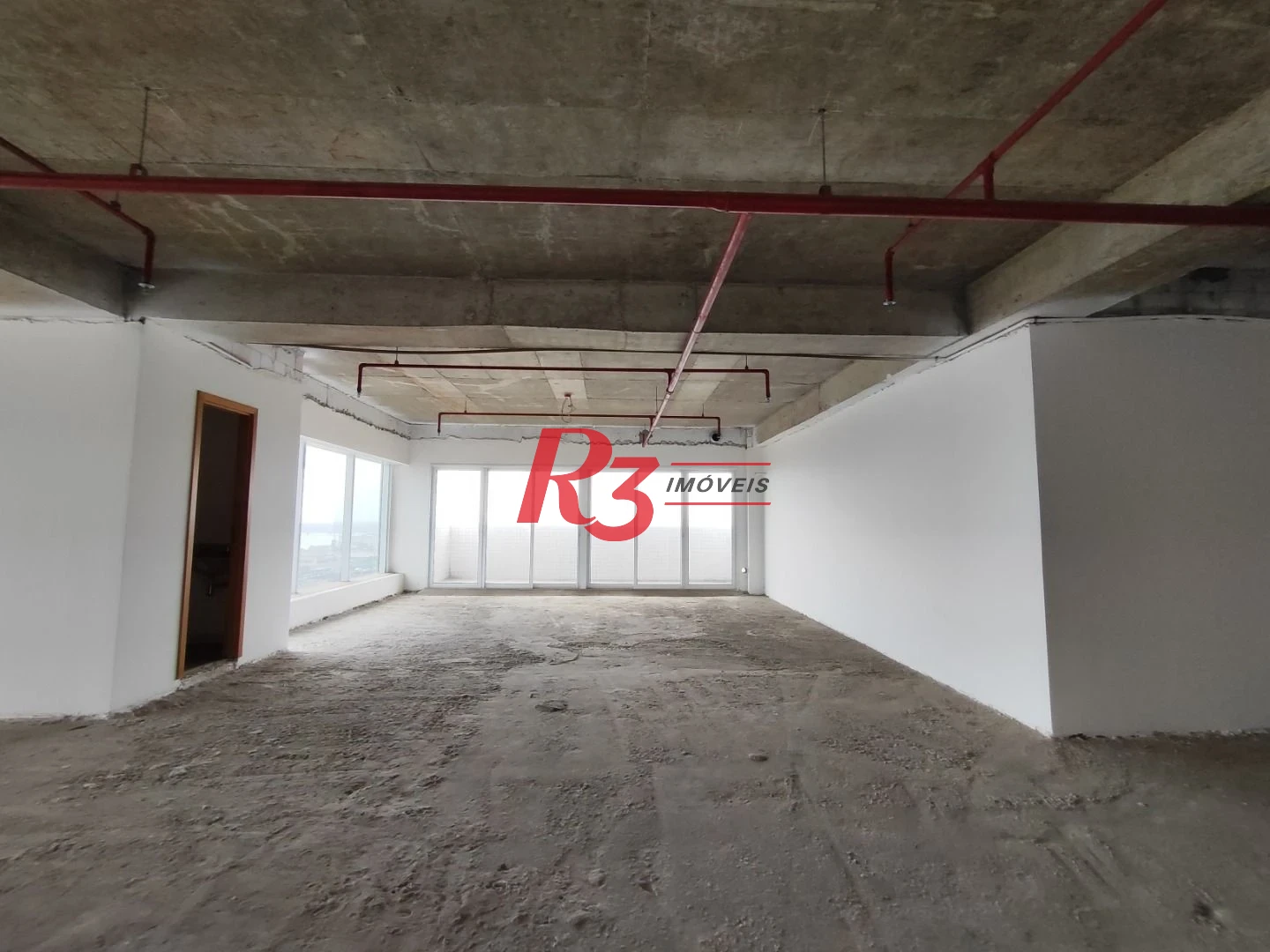 R3 REAL ESTATE VENDE OU  ALUGA! Sala, 150 m² - venda por R$ 1.400.000 ou aluguel por R$ 8.000/mês - Centro - Santos/SP