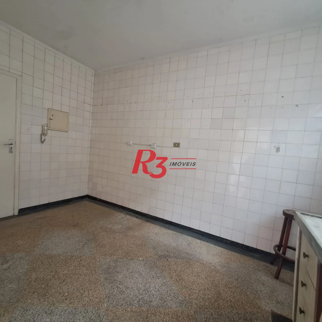 Apartamento 3 quartos no Embaré