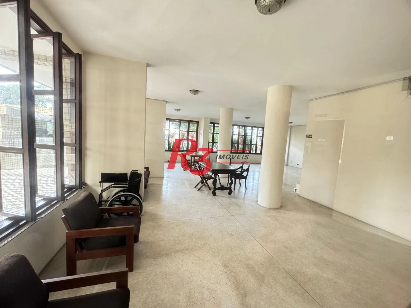 Apartamento com 2 dormitórios à venda, 116 m² por R$ 450.000,00 - Itararé - São Vicente/SP