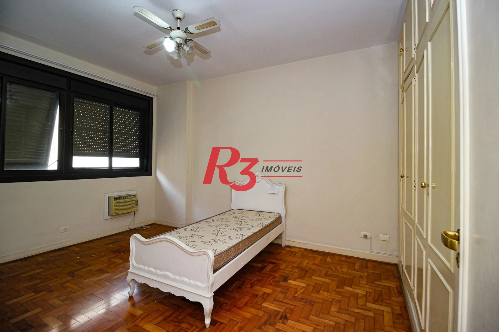 Apartamento com 4 dormitórios, 355 m² - venda por R$ 4.700.000,00 ou aluguel por R$ 18.000,00/mês - Boqueirão - Santos/SP