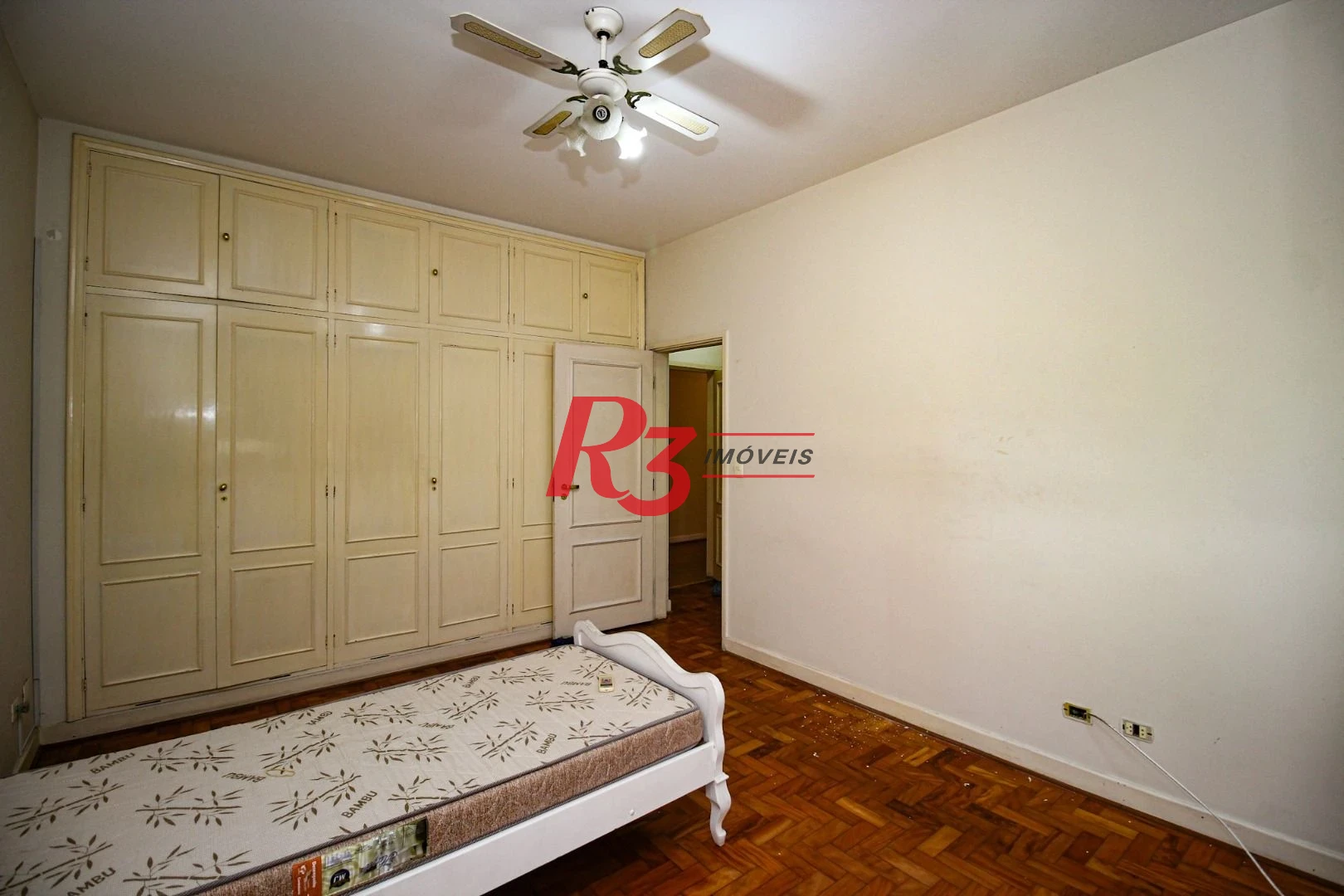 Apartamento com 4 dormitórios, 355 m² - venda por R$ 4.700.000,00 ou aluguel por R$ 18.000,00/mês - Boqueirão - Santos/SP