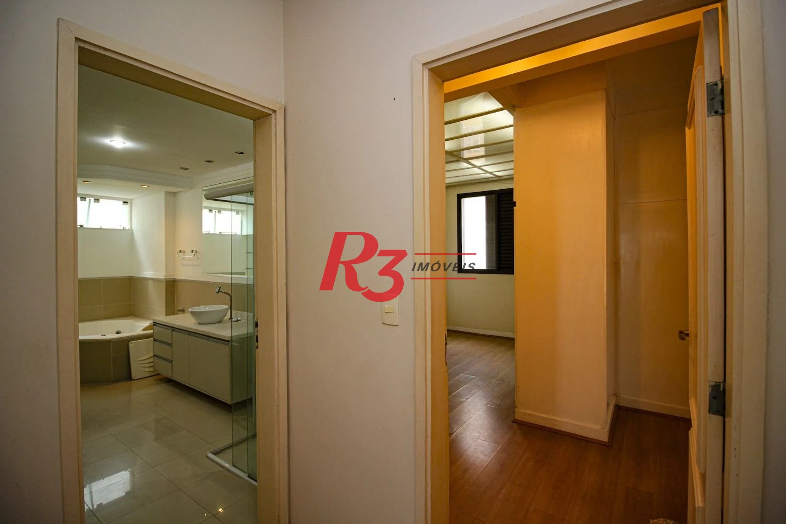 Apartamento com 4 dormitórios, 355 m² - venda por R$ 4.700.000,00 ou aluguel por R$ 18.000,00/mês - Boqueirão - Santos/SP