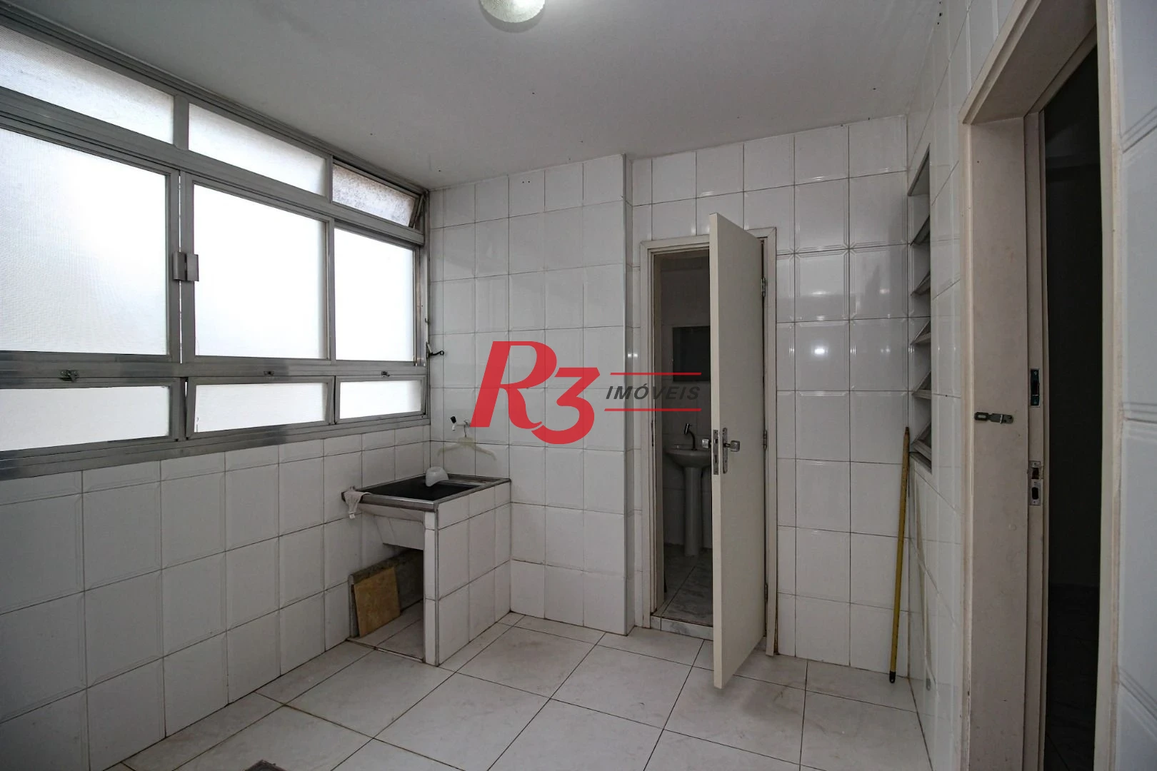 Apartamento com 4 dormitórios, 355 m² - venda por R$ 4.700.000,00 ou aluguel por R$ 18.000,00/mês - Boqueirão - Santos/SP