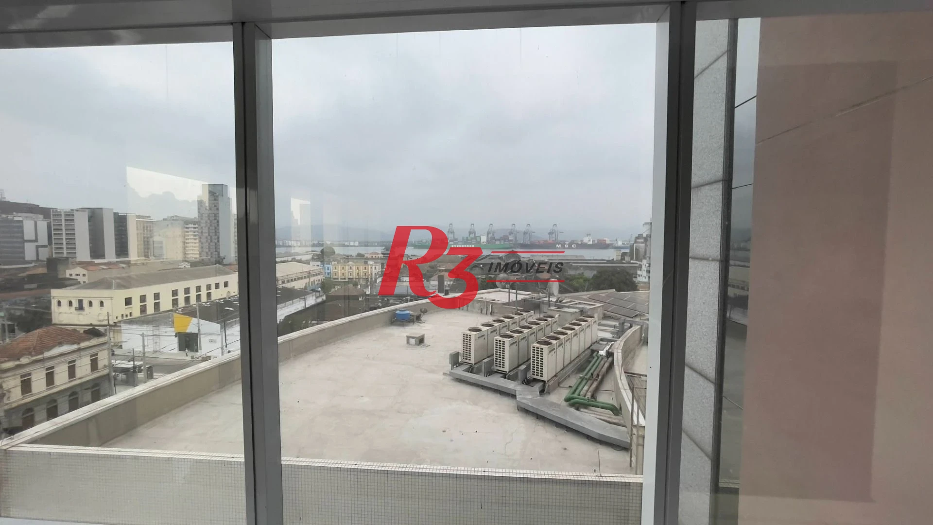 Sala à venda, 150 m² por R$ 950.000,00 - Centro - Santos/SP