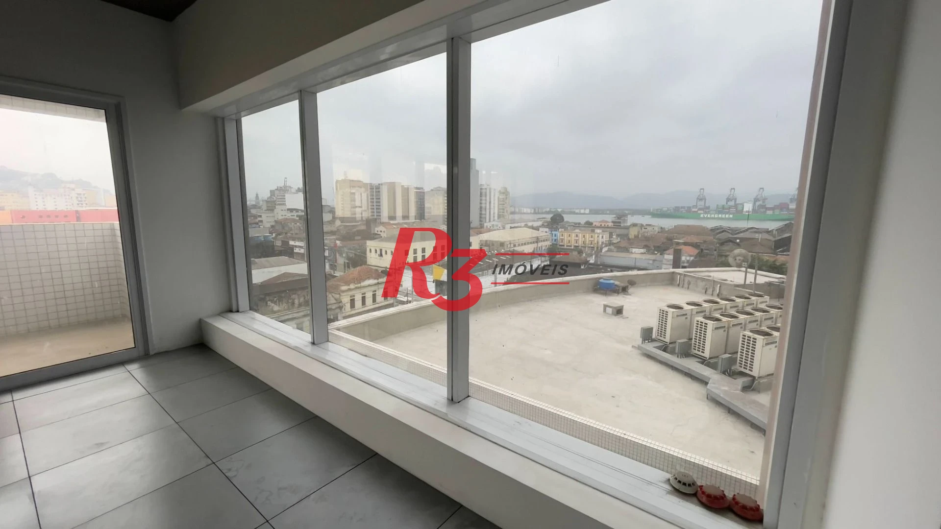 Sala à venda, 150 m² por R$ 950.000,00 - Centro - Santos/SP