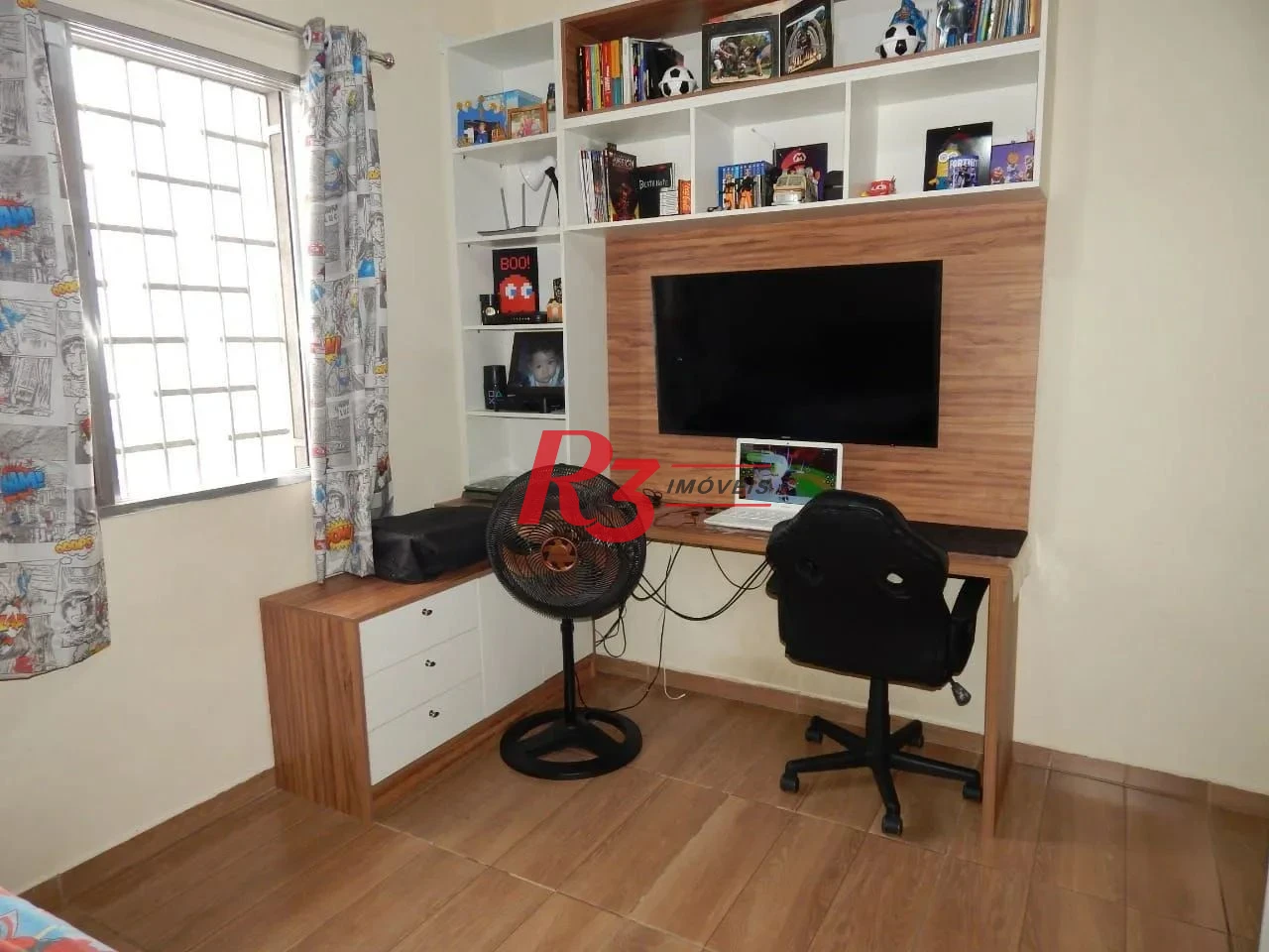 Casa com 2 dormitórios à venda, 73 m² por R$ 320.000,00 - Santa Maria - Santos/SP