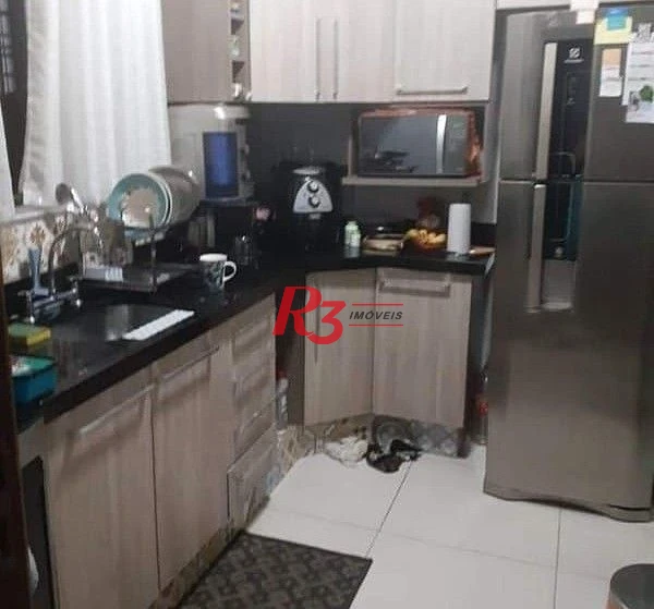 Casa com 2 dormitórios à venda, 365 m² por R$ 615.000,00 - Chico de Paula - Santos/SP