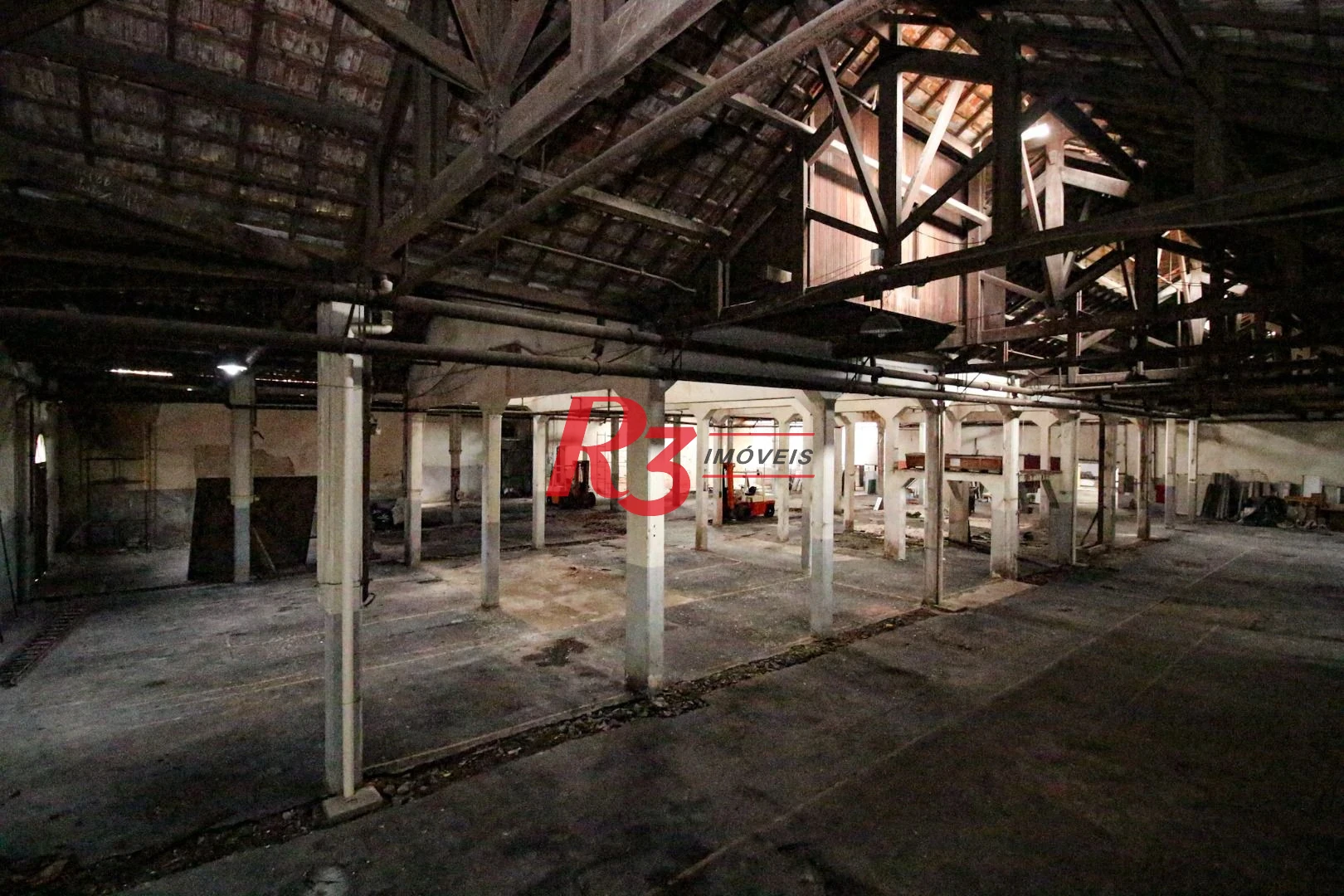 Galpão para alugar, 5000 m² por R$ 127.000,00/mês - Paquetá - Santos/SP