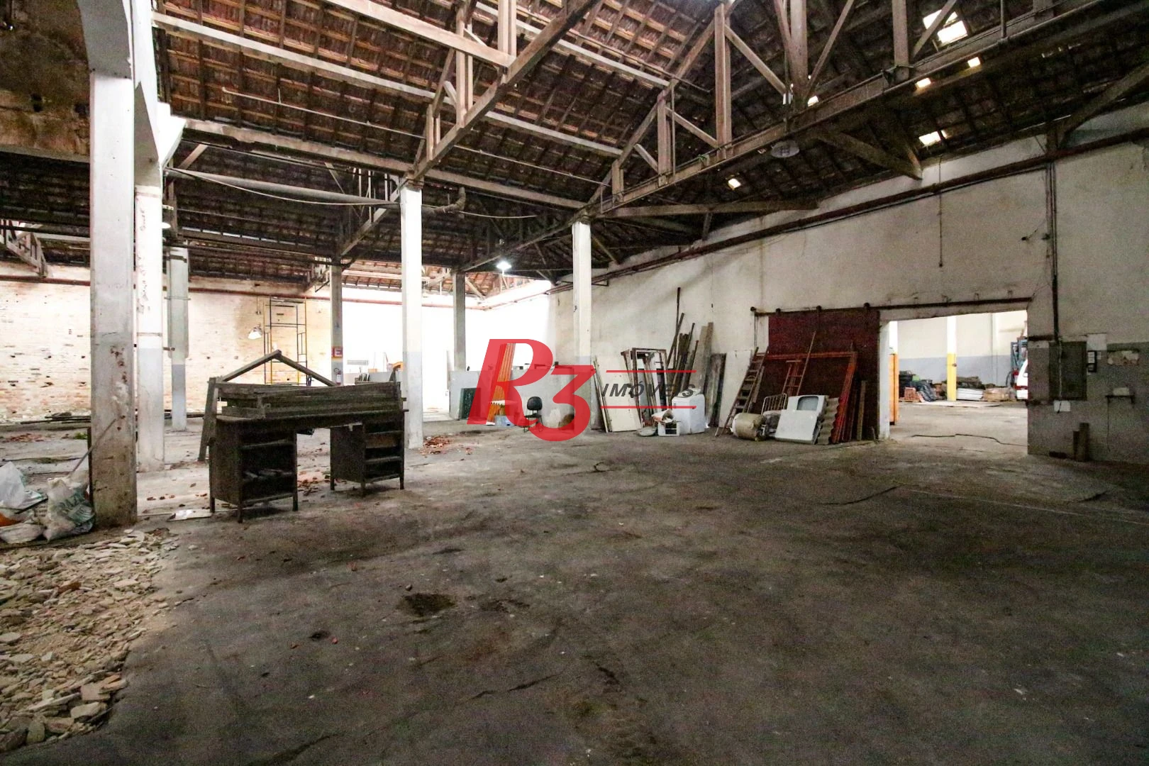 Galpão para alugar, 5000 m² por R$ 127.000,00/mês - Paquetá - Santos/SP