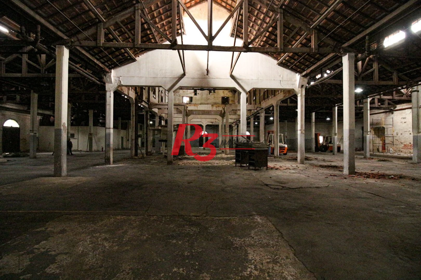 Galpão para alugar, 5000 m² por R$ 127.000,00/mês - Paquetá - Santos/SP