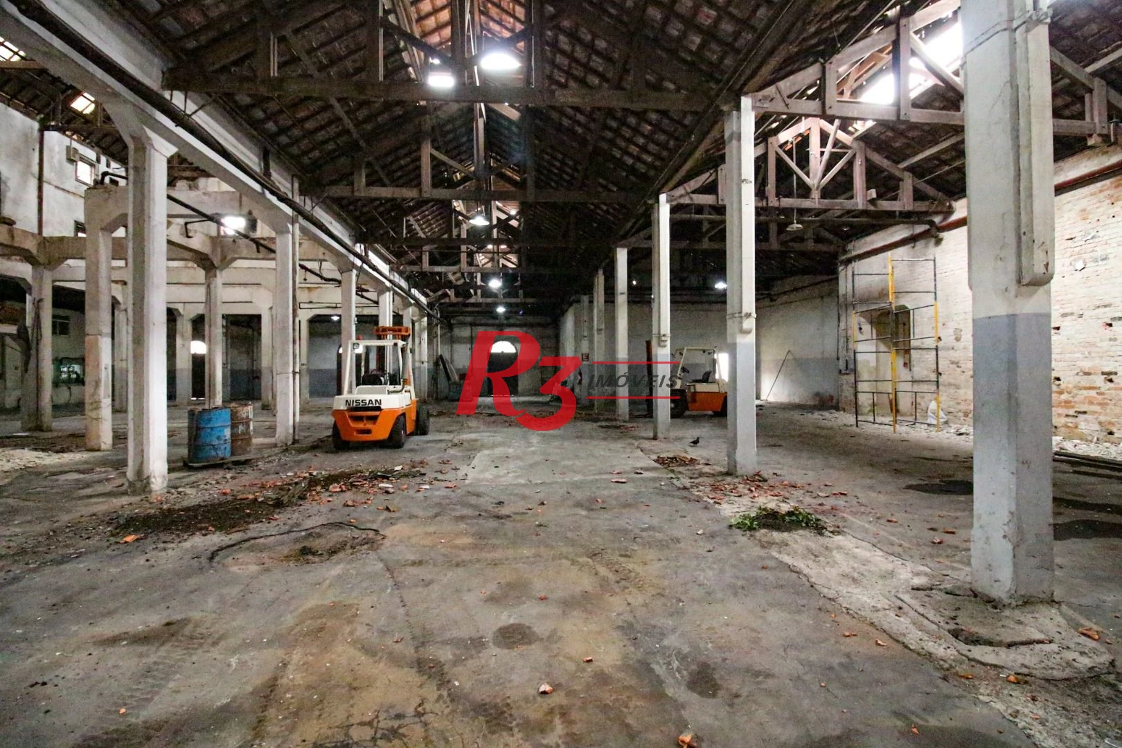 Galpão para alugar, 5000 m² por R$ 127.000,00/mês - Paquetá - Santos/SP