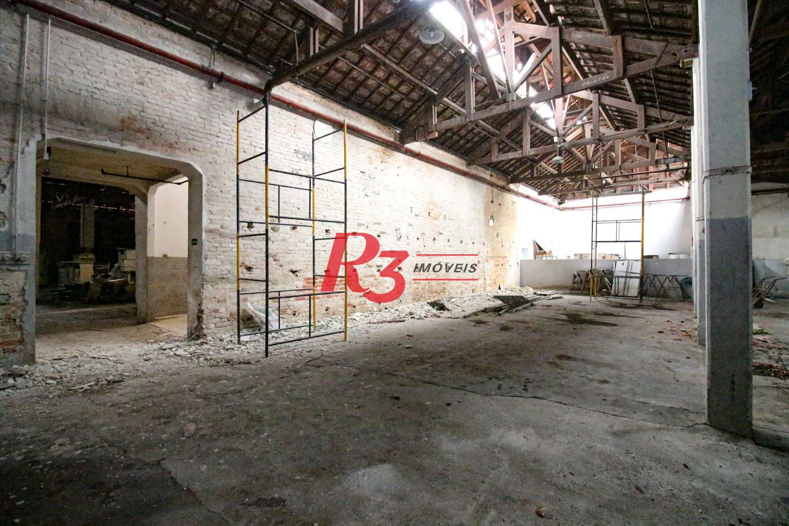Galpão para alugar, 5000 m² por R$ 127.000,00/mês - Paquetá - Santos/SP