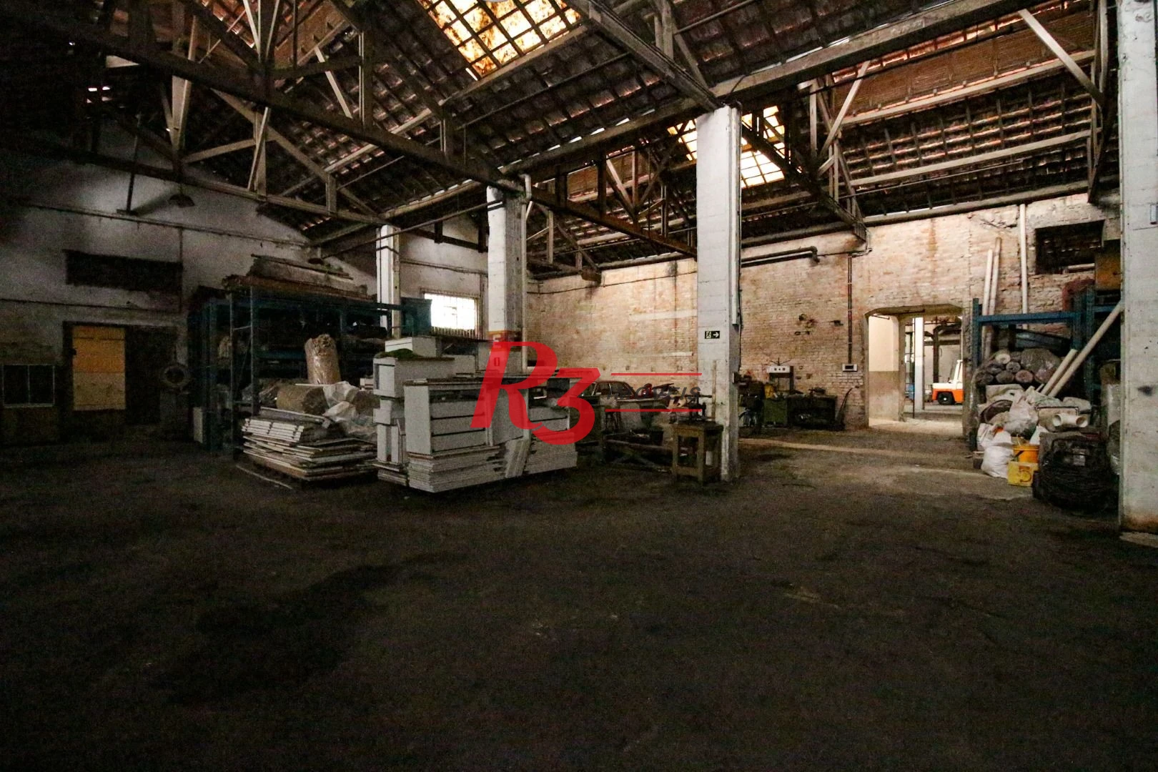 Galpão para alugar, 5000 m² por R$ 127.000,00/mês - Paquetá - Santos/SP