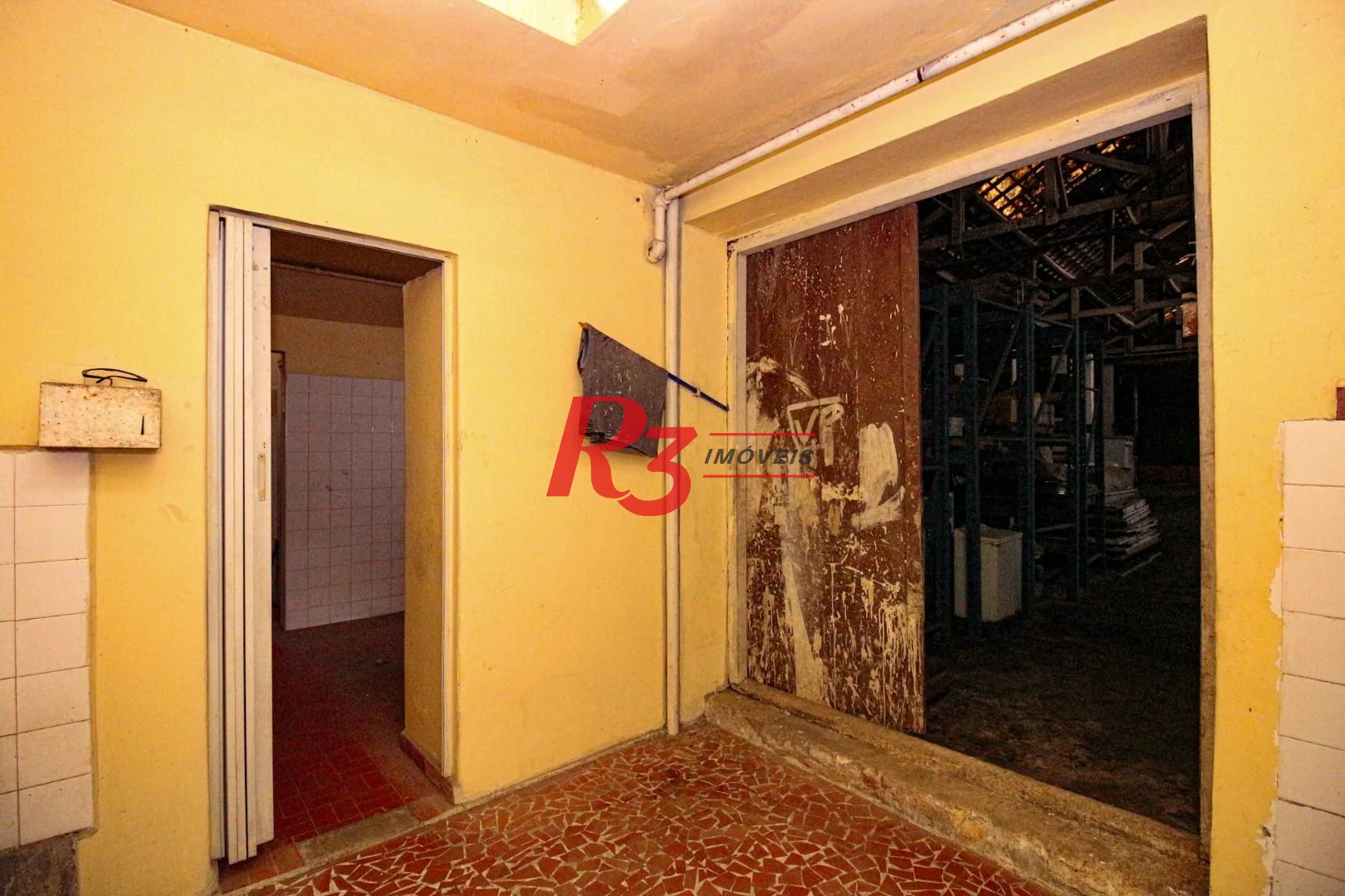 Galpão para alugar, 5000 m² por R$ 127.000,00/mês - Paquetá - Santos/SP