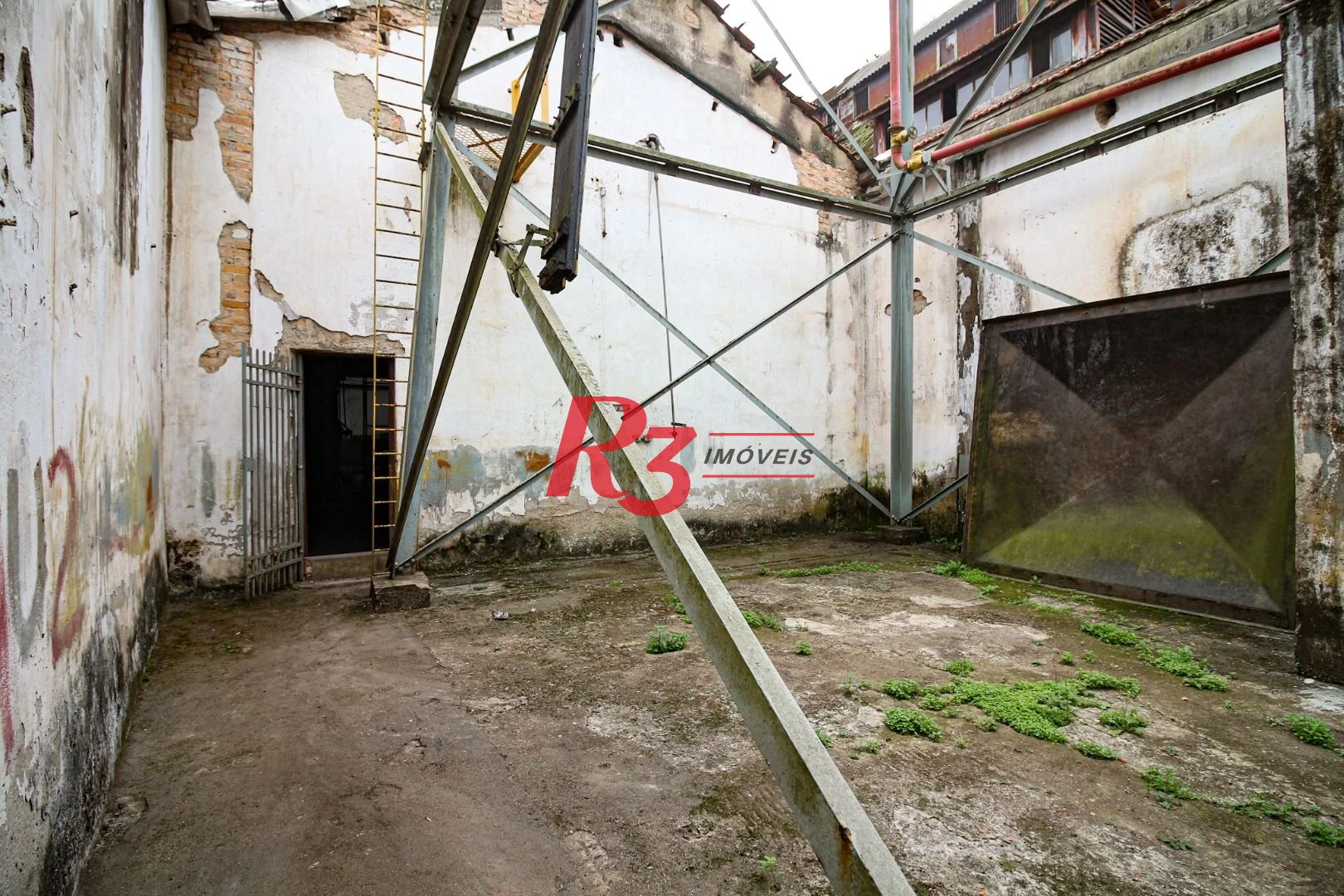Galpão para alugar, 5000 m² por R$ 127.000,00/mês - Paquetá - Santos/SP