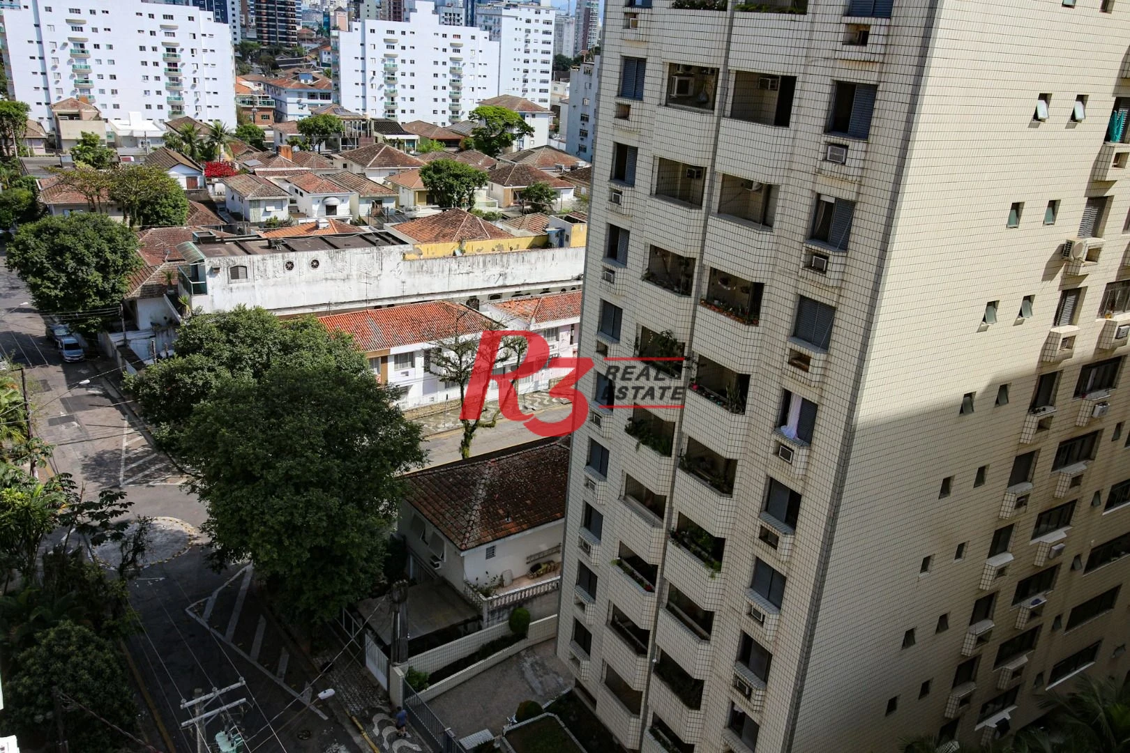 Cobertura ponta da praia