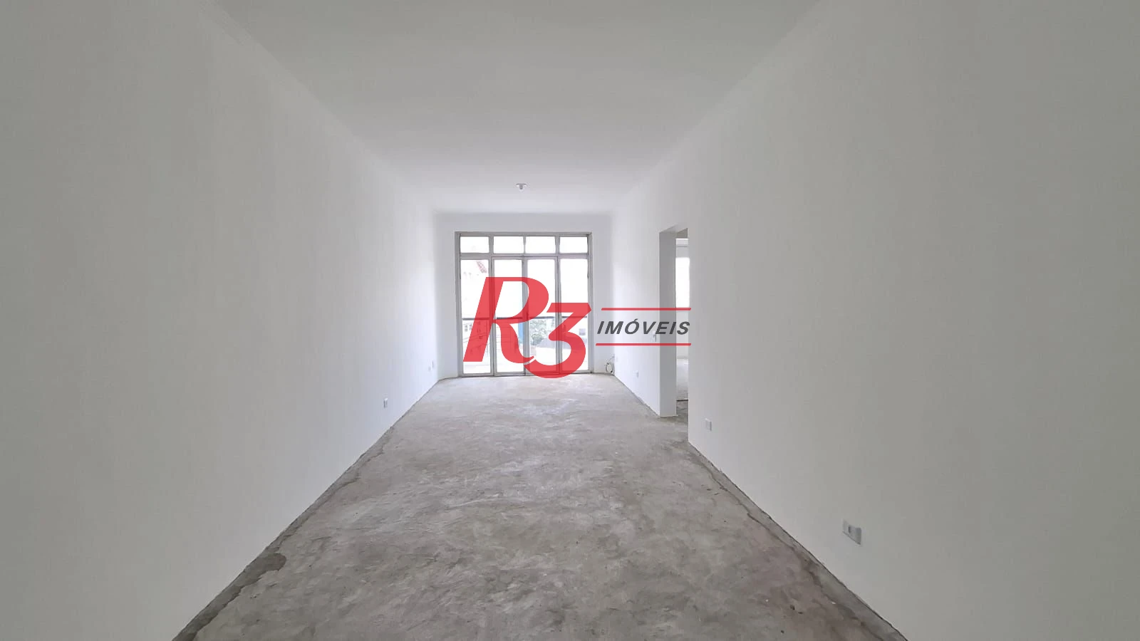 Apartamento à venda, 115 m², 2 quartos, no Boqueirão em Santos SP.