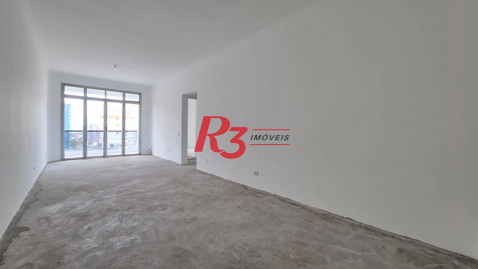 Apartamento à venda, 115 m², 2 quartos, no Boqueirão em Santos SP.