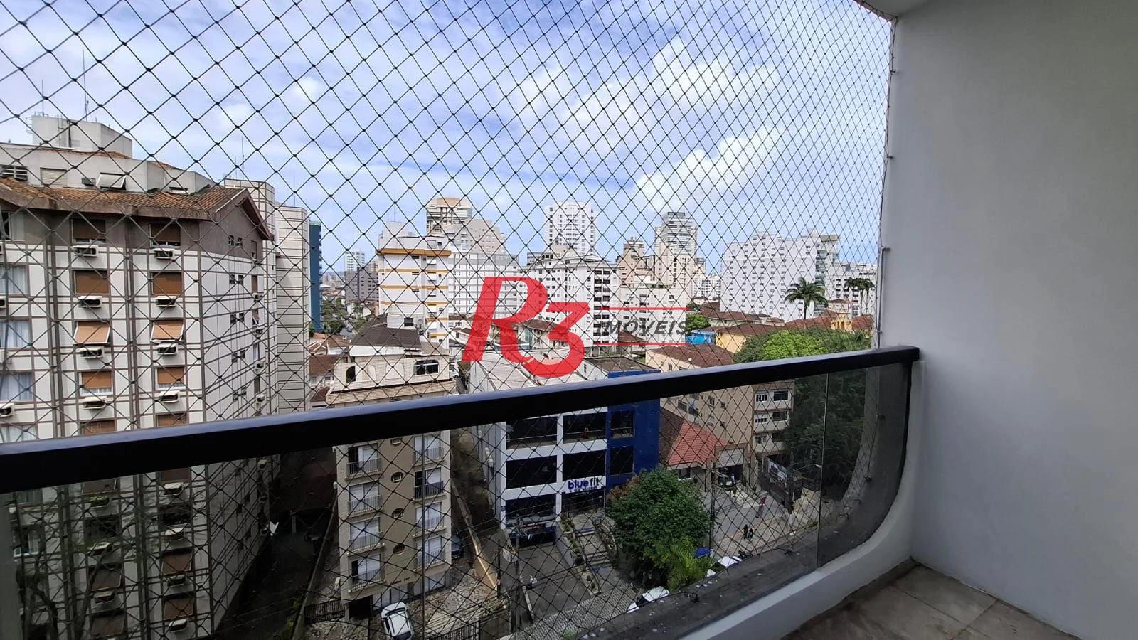 Apartamento à venda, 115 m², 2 quartos, no Boqueirão em Santos SP.