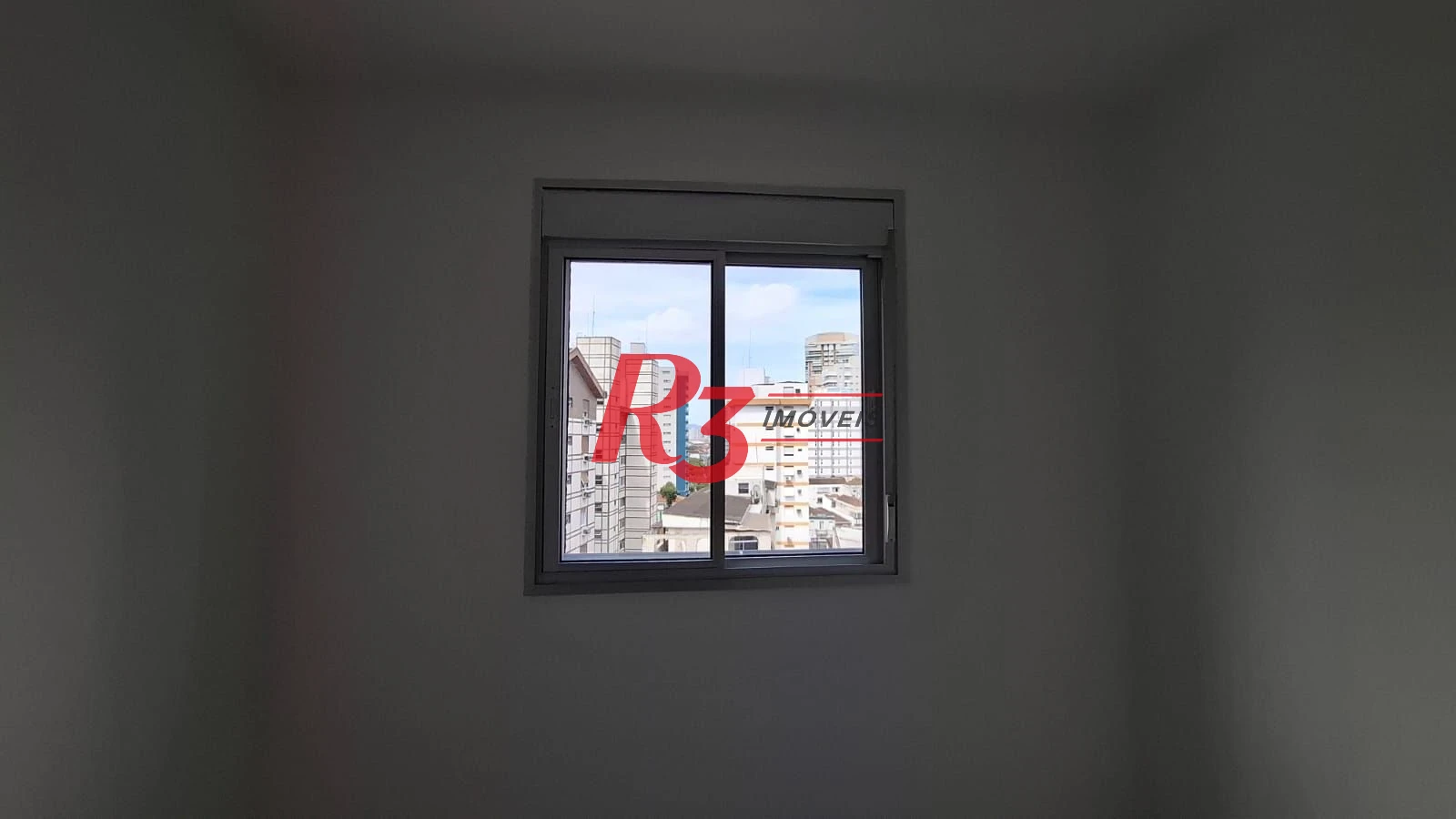 Apartamento à venda, 115 m², 2 quartos, no Boqueirão em Santos SP.