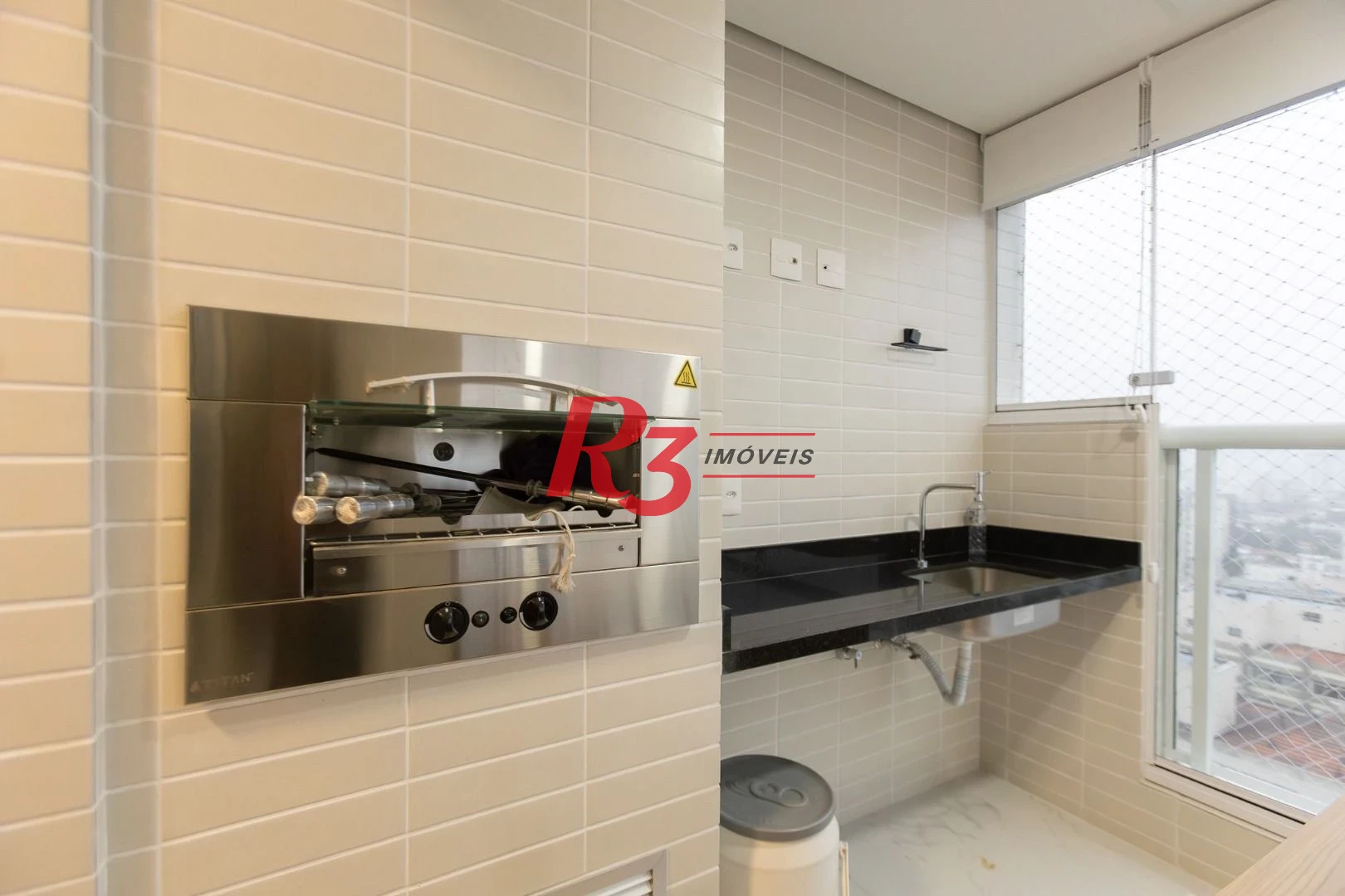 Apartamento com 3 dormitórios para alugar, 99 m² por R$ 12.000,02/mês - Gonzaga - Santos/SP