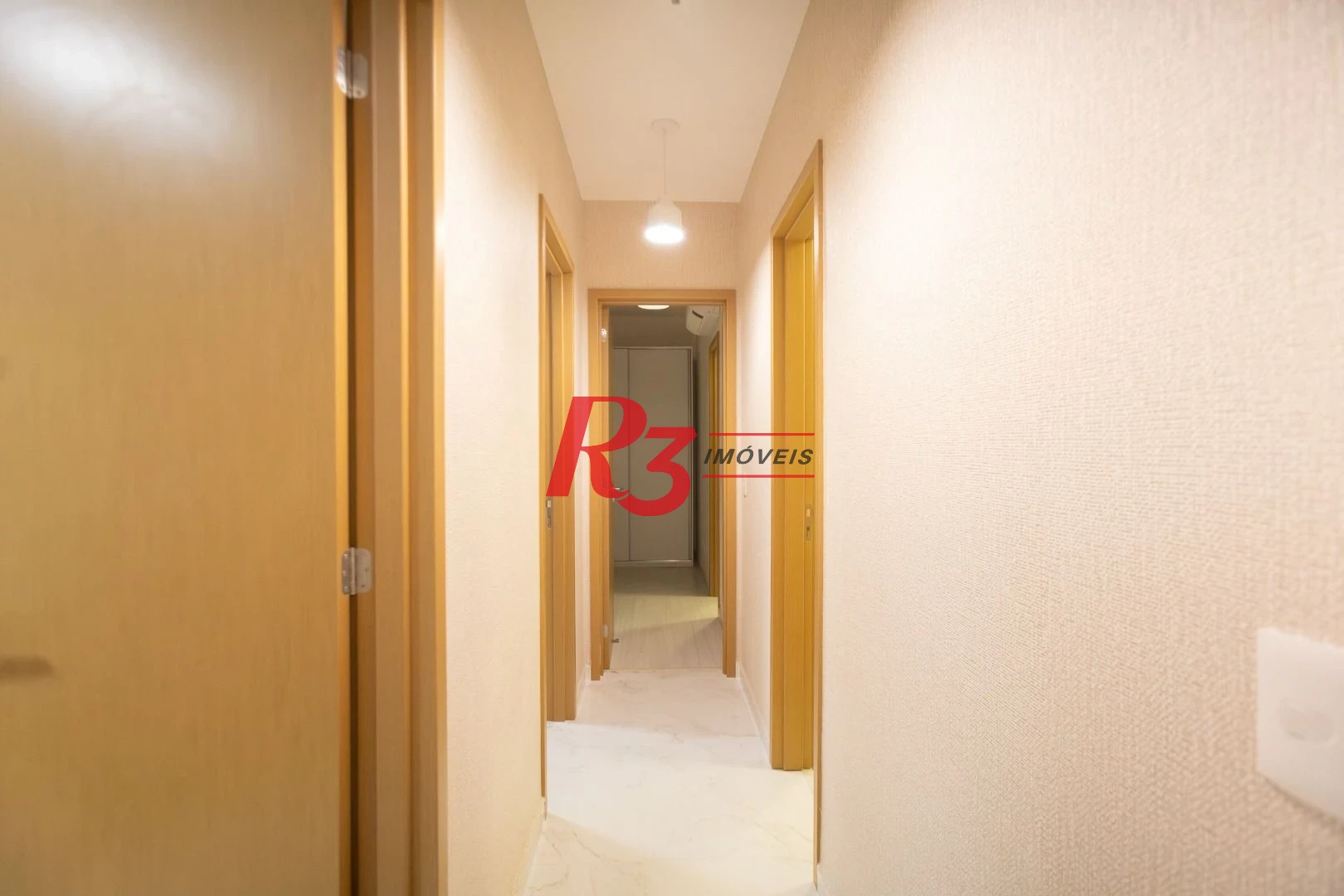 Apartamento com 3 dormitórios para alugar, 99 m² por R$ 12.000,02/mês - Gonzaga - Santos/SP