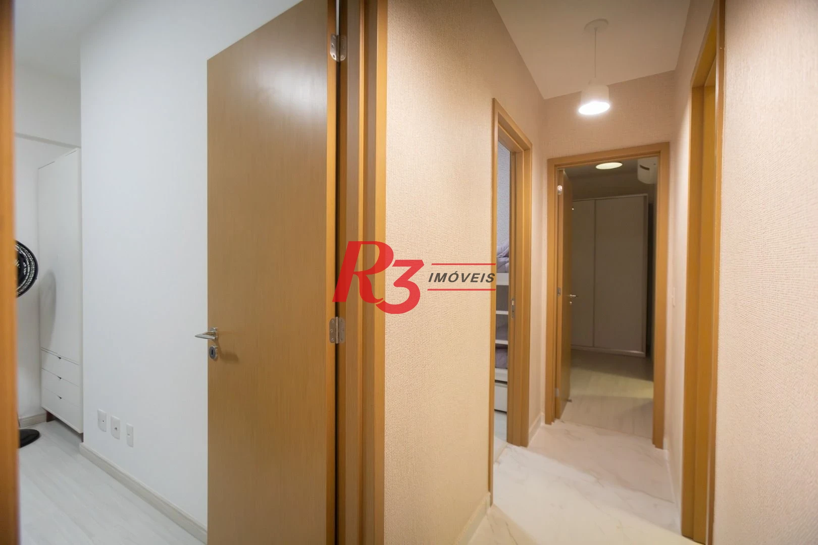 Apartamento com 3 dormitórios para alugar, 99 m² por R$ 12.000,02/mês - Gonzaga - Santos/SP