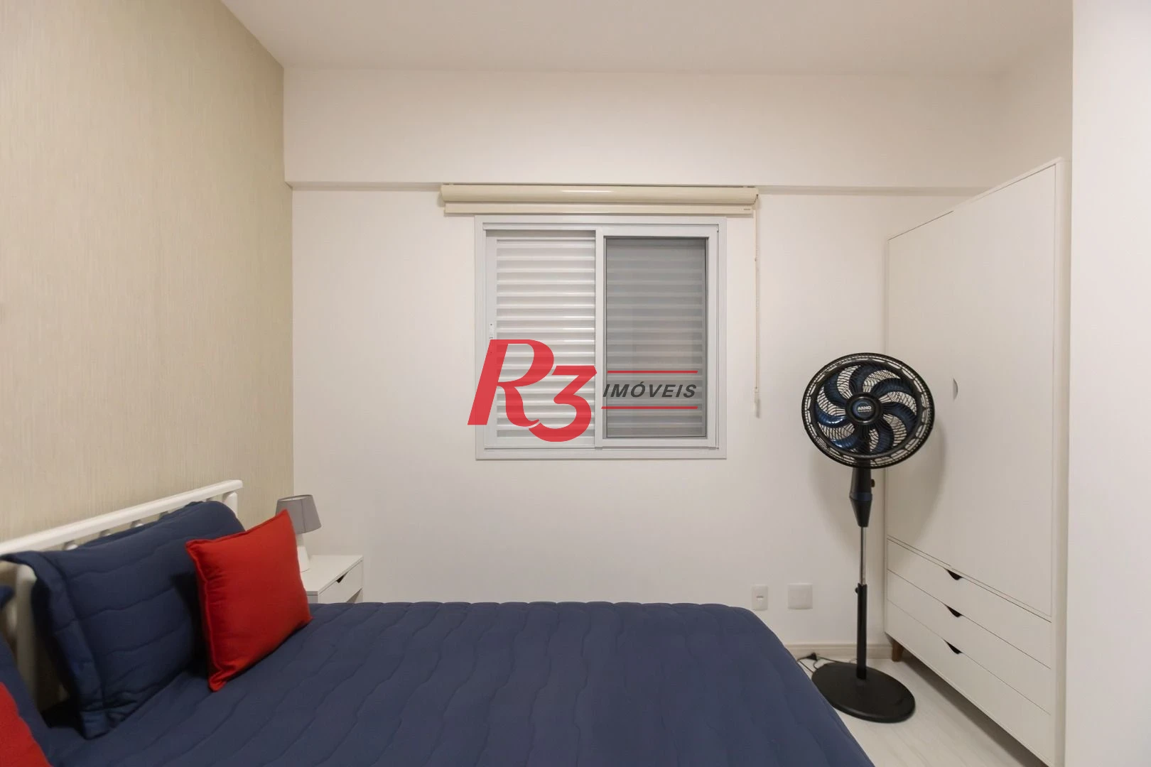Apartamento com 3 dormitórios para alugar, 99 m² por R$ 12.000,02/mês - Gonzaga - Santos/SP