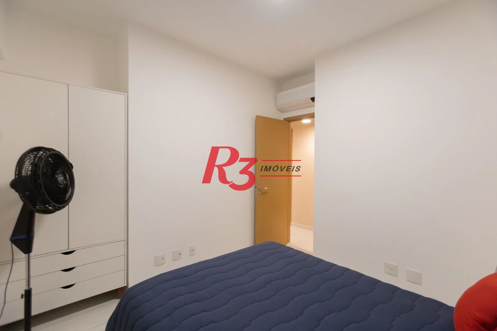 Apartamento com 3 dormitórios para alugar, 99 m² por R$ 12.000,02/mês - Gonzaga - Santos/SP