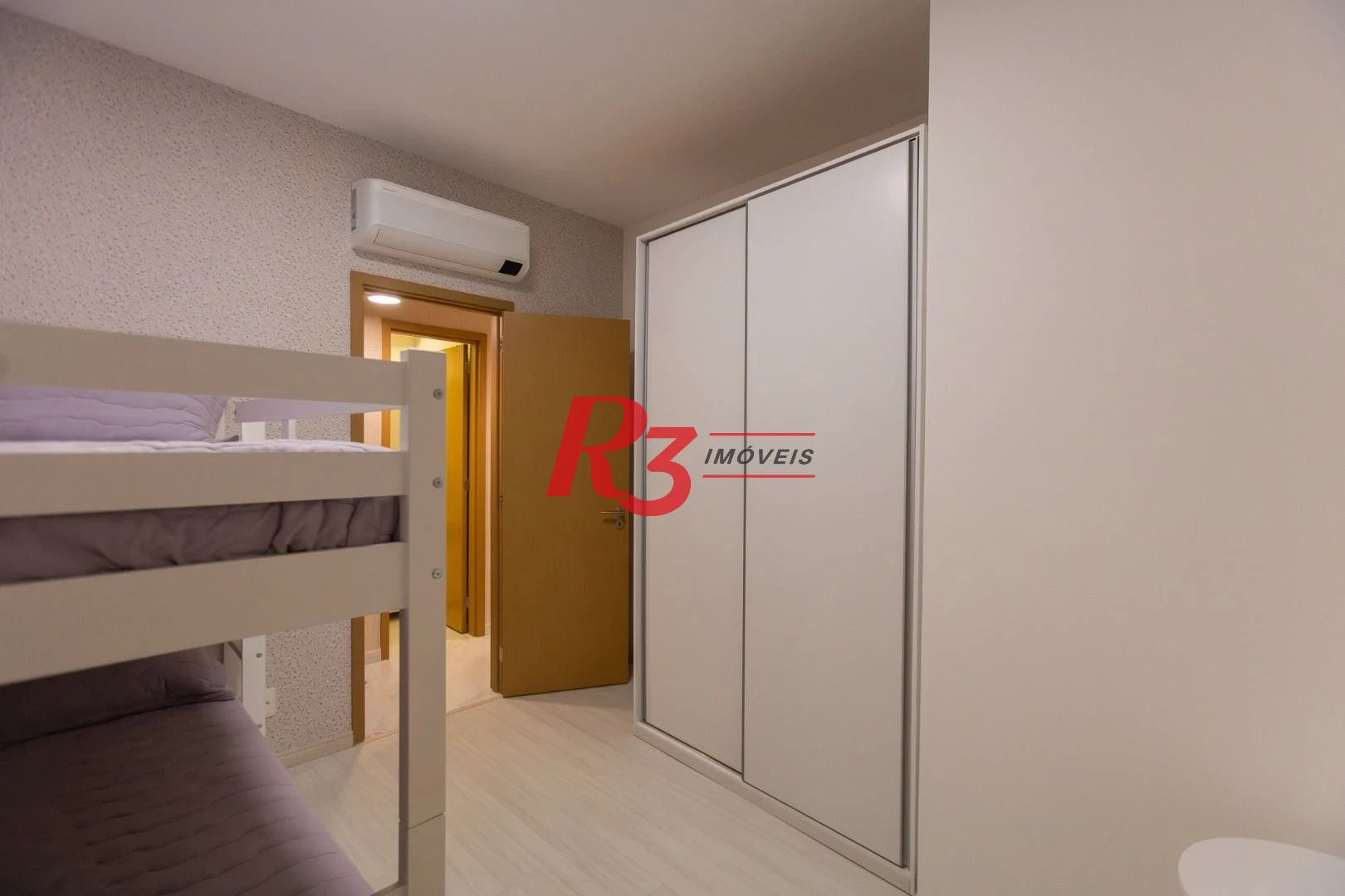 Apartamento com 3 dormitórios para alugar, 99 m² por R$ 12.000,02/mês - Gonzaga - Santos/SP