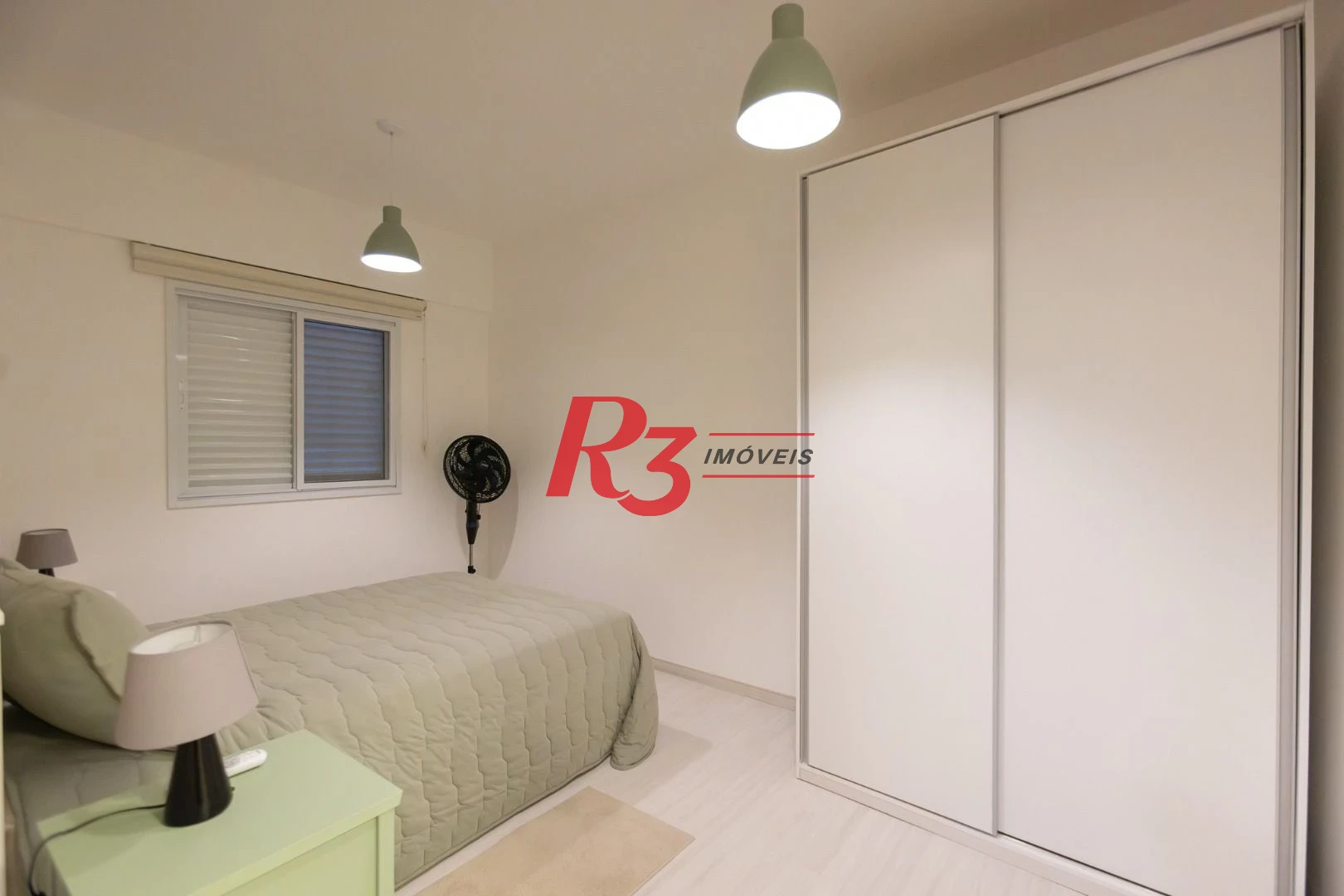 Apartamento com 3 dormitórios para alugar, 99 m² por R$ 12.000,02/mês - Gonzaga - Santos/SP