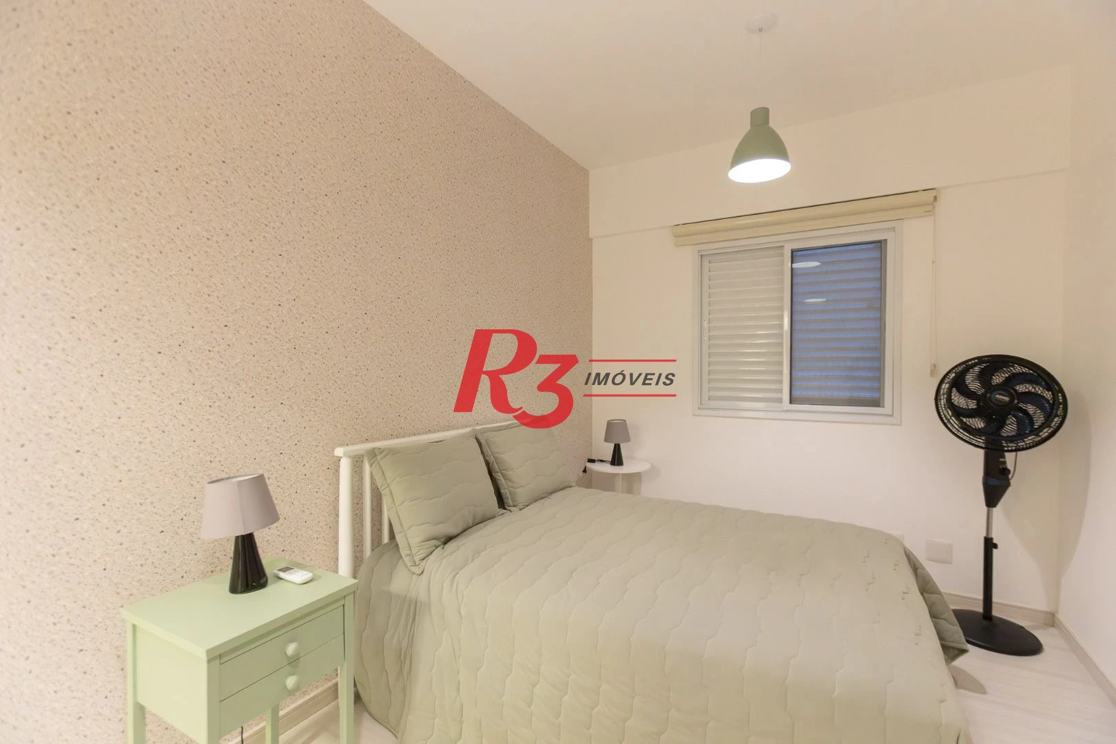 Apartamento com 3 dormitórios para alugar, 99 m² por R$ 12.000,02/mês - Gonzaga - Santos/SP