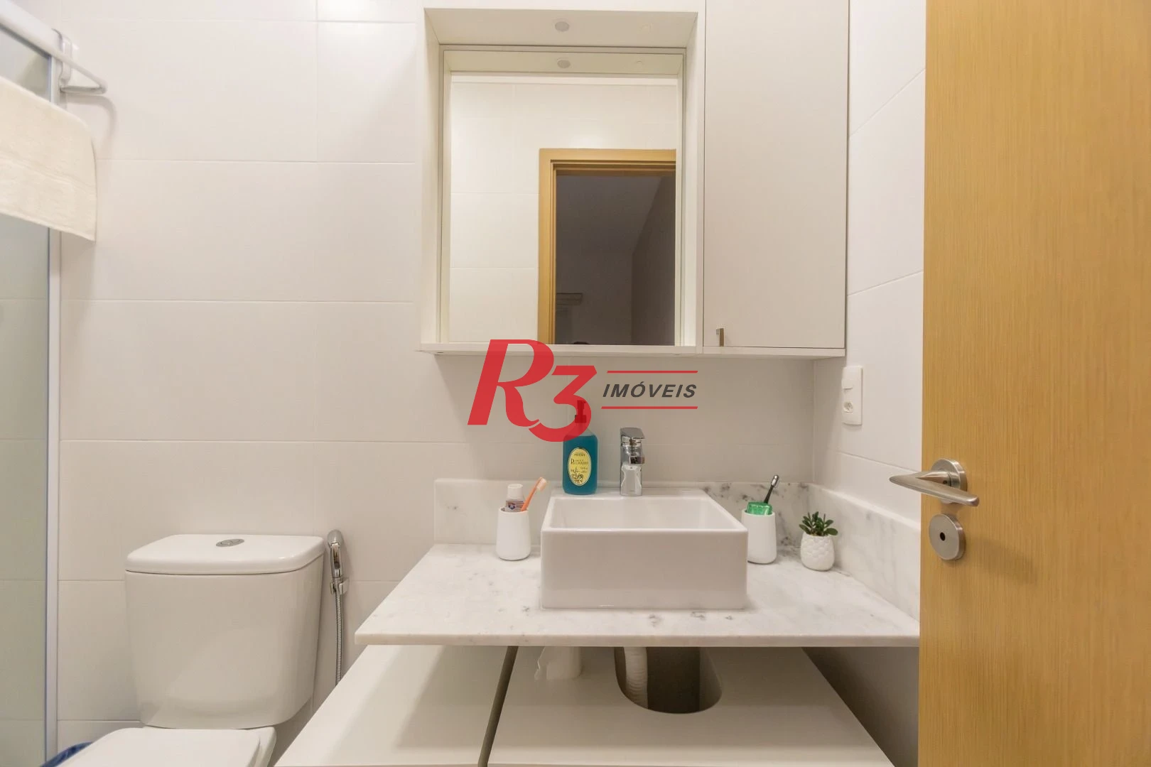 Apartamento com 3 dormitórios para alugar, 99 m² por R$ 12.000,02/mês - Gonzaga - Santos/SP