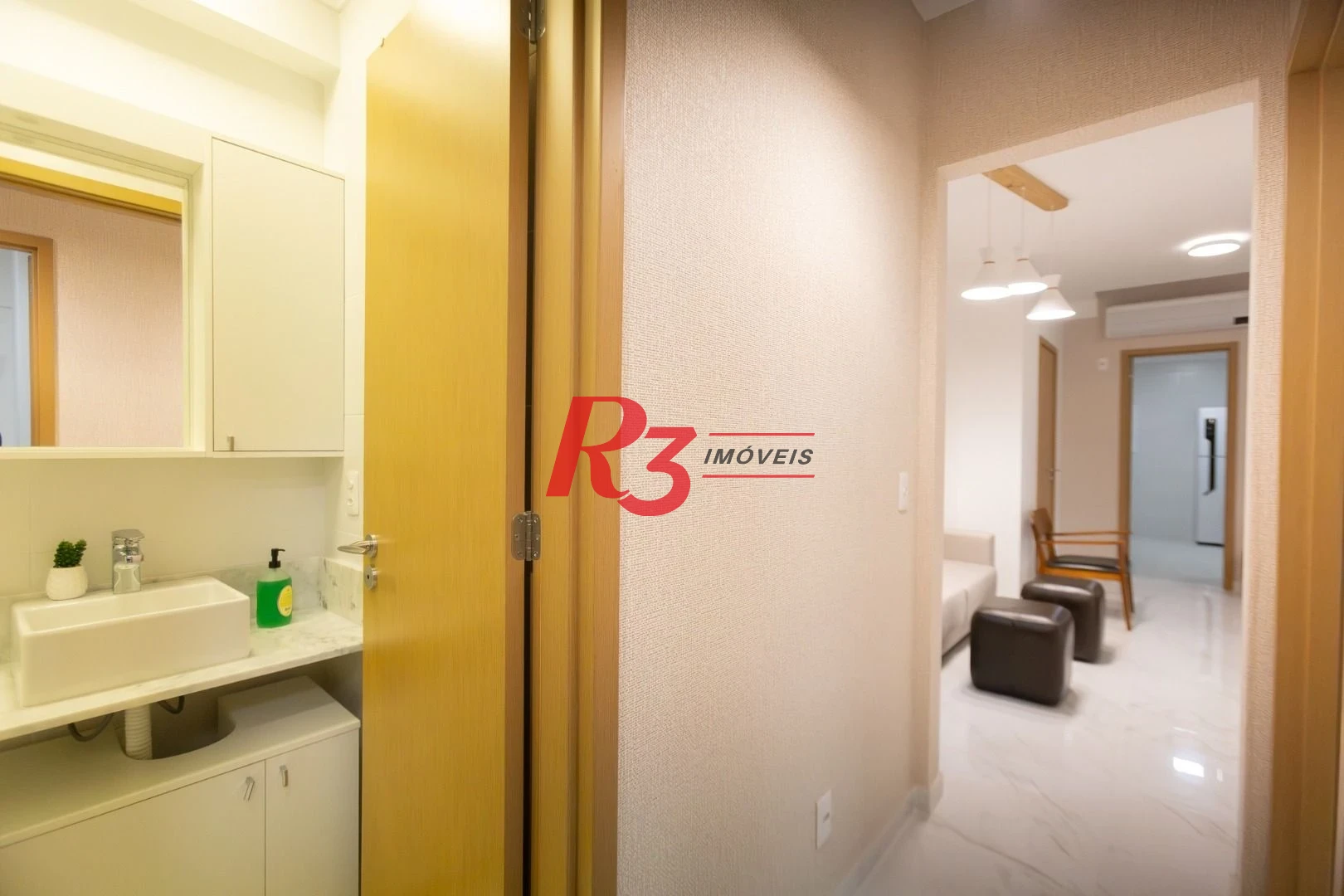 Apartamento com 3 dormitórios para alugar, 99 m² por R$ 12.000,02/mês - Gonzaga - Santos/SP