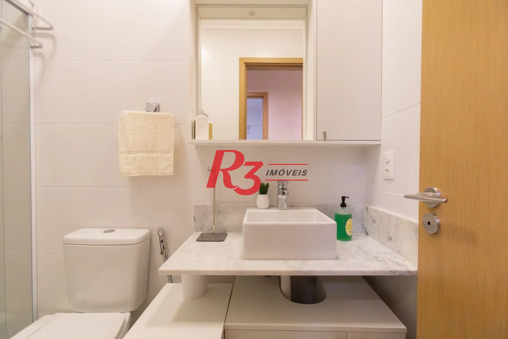 Apartamento com 3 dormitórios para alugar, 99 m² por R$ 12.000,02/mês - Gonzaga - Santos/SP