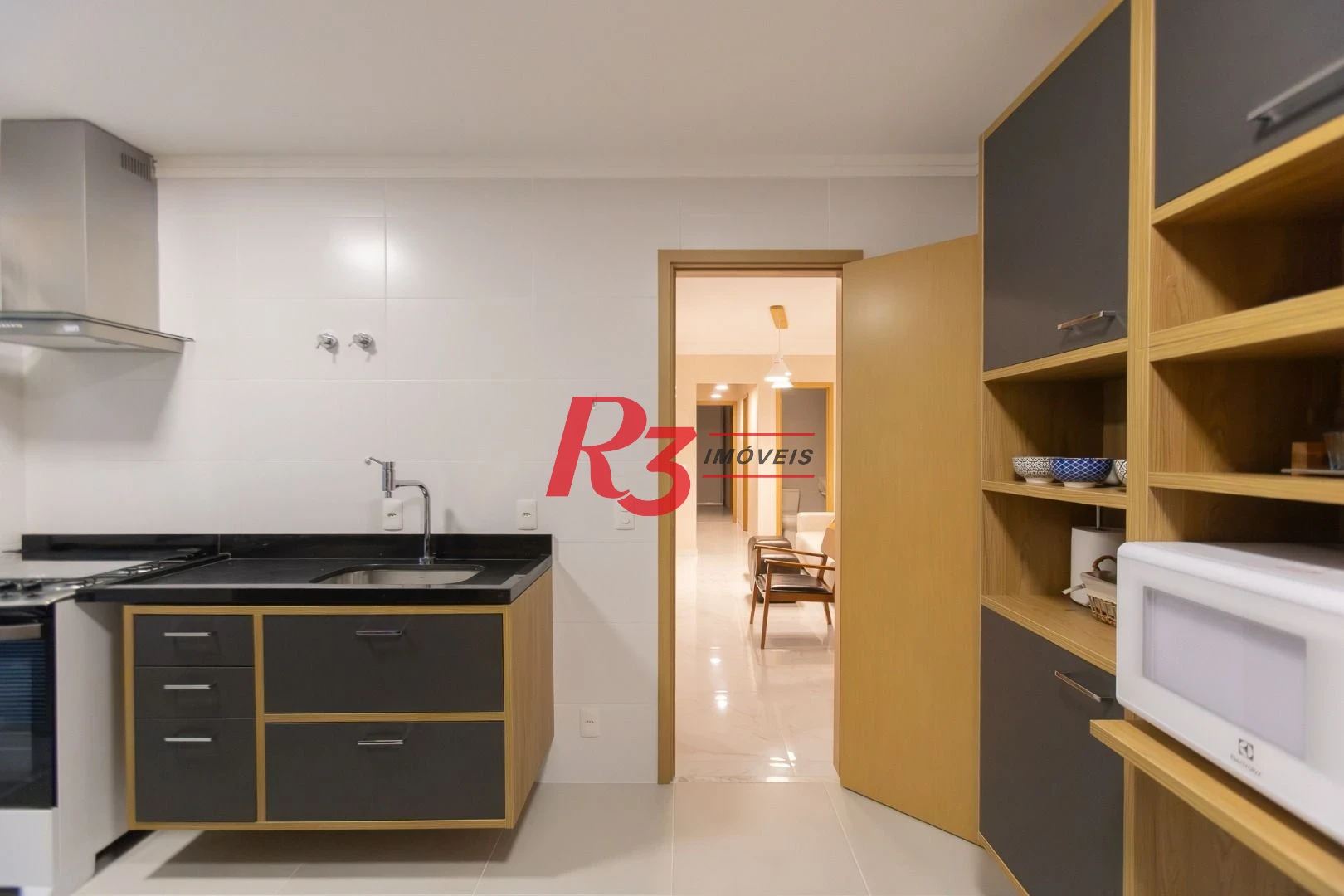 Apartamento com 3 dormitórios para alugar, 99 m² por R$ 12.000,02/mês - Gonzaga - Santos/SP