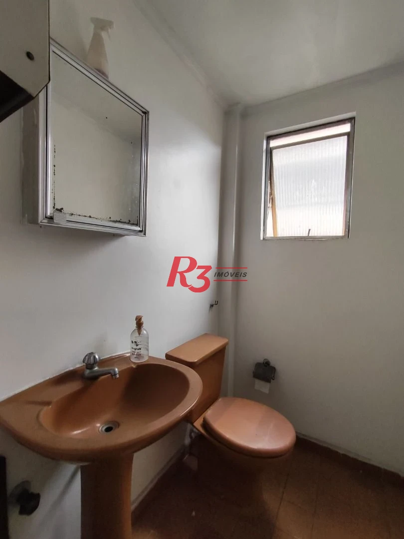 R3 REAL ESTATE VENDE OU ALUGA SALA COMERCIAL!  Sala, 34 m² - venda por R$ 250.000 ou aluguel por R$ 2.500/mês - Centro - Santos/SP