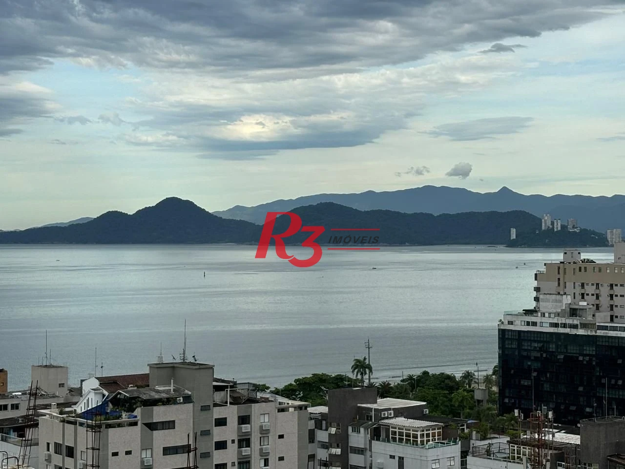 Apartamento com 2 dormitórios à venda, 88 m² por R$ 1.590.000,00 - Aparecida - Santos/SP