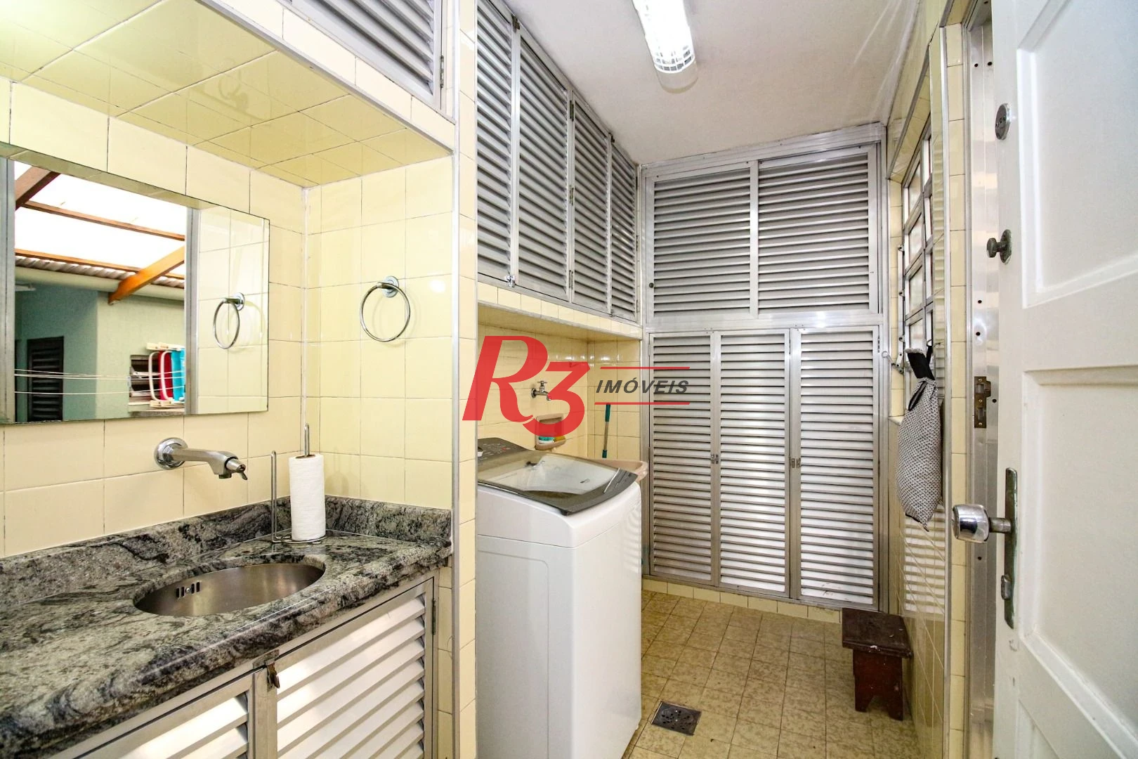 Casa com 3 quartos à venda, 180 m² por R$ 1.730.000 - Ponta da Praia - Santos/SP