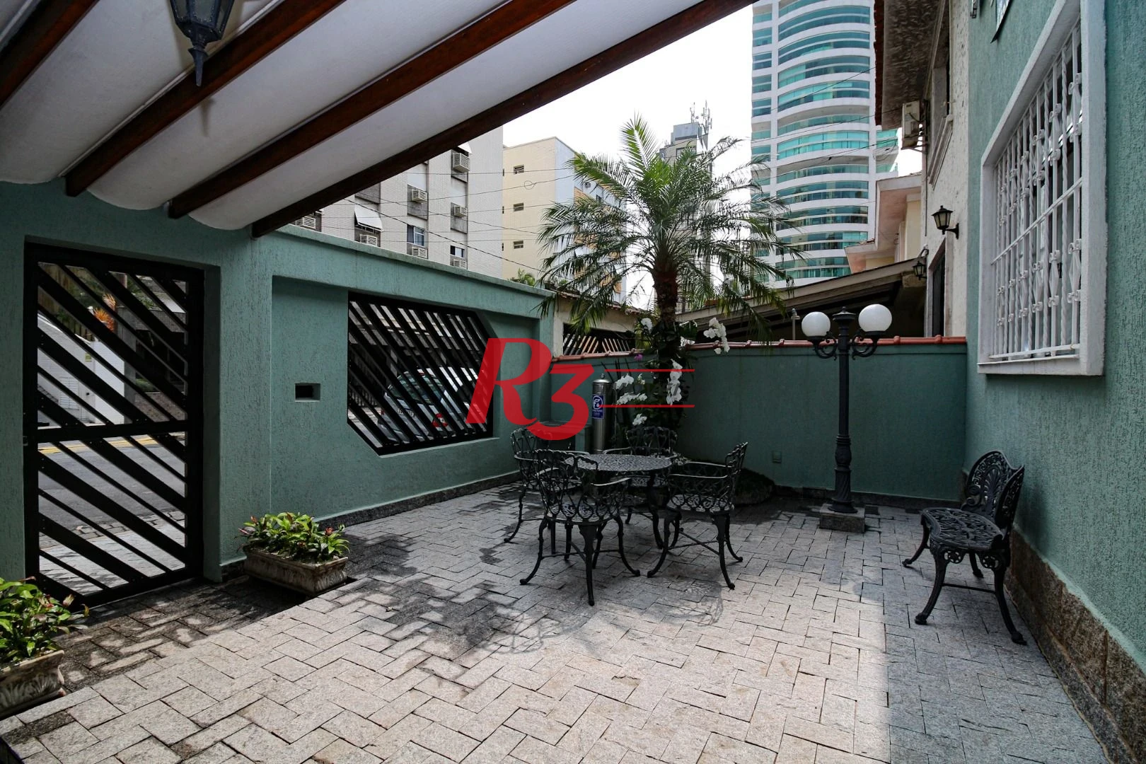 Casa com 3 quartos à venda, 180 m² por R$ 1.730.000 - Ponta da Praia - Santos/SP