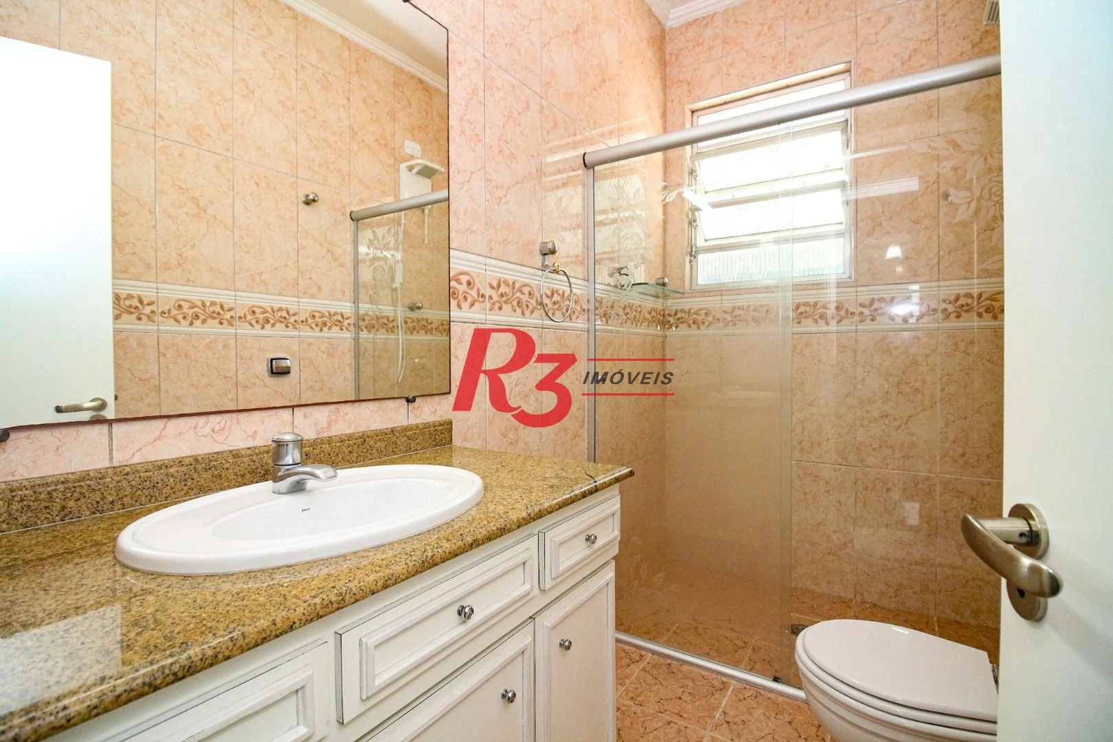 Casa com 3 quartos à venda, 180 m² por R$ 1.730.000 - Ponta da Praia - Santos/SP