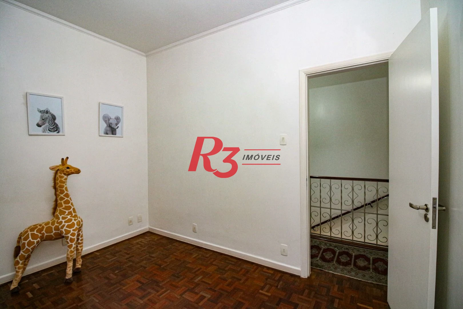 Casa com 3 quartos à venda, 180 m² por R$ 1.730.000 - Ponta da Praia - Santos/SP