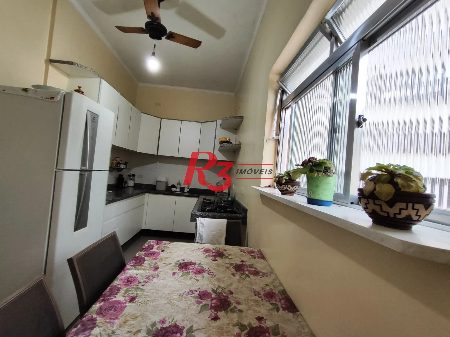 Casa com 2 dormitórios à venda, 128 m² por R$ 620.000,00 - Itararé - São Vicente/SP